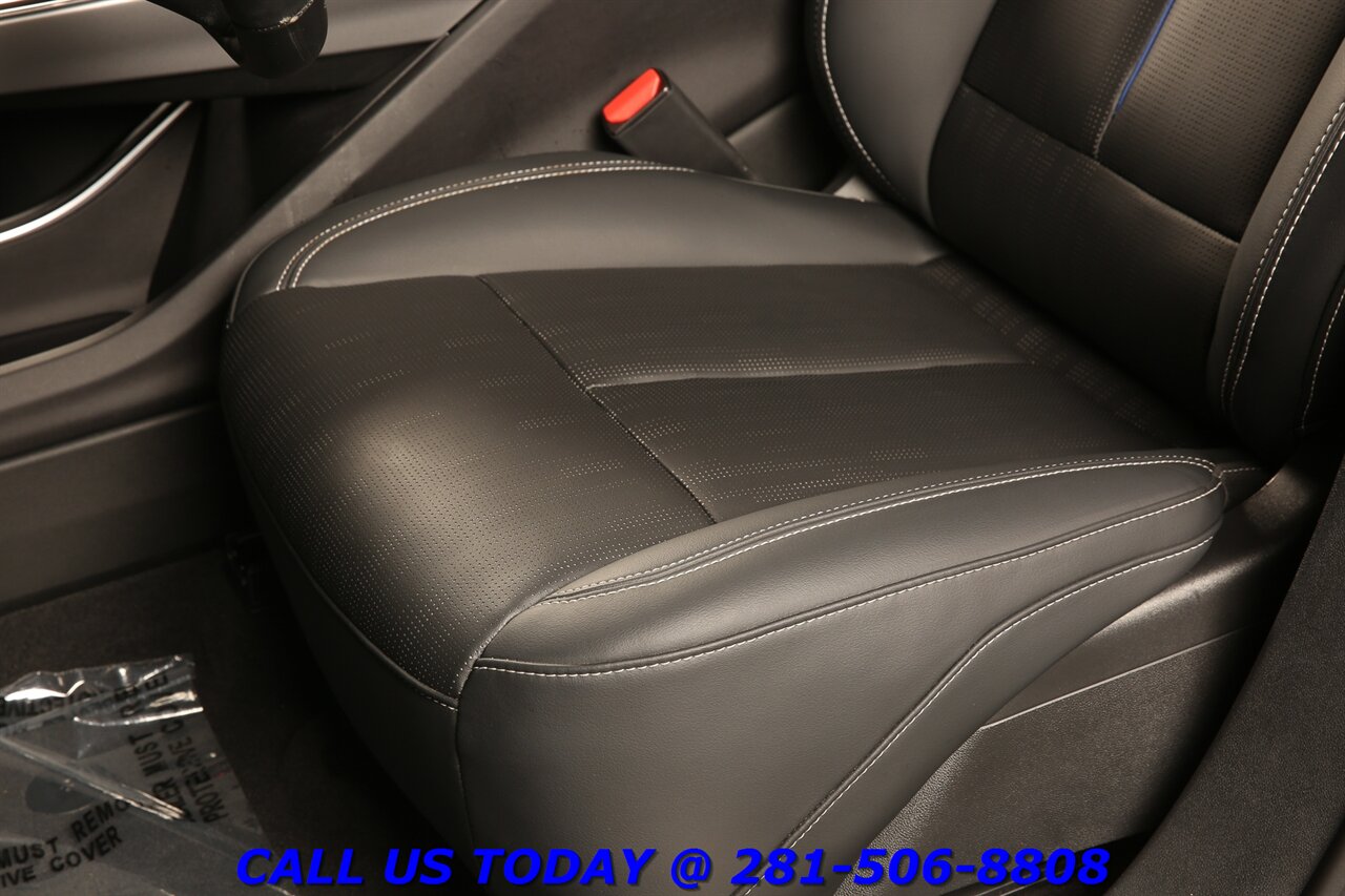 2024 Cadillac LYRIQ 2024 Sport 500HP AWD NAV PANO ADAPTDRIVE 24K Mi - Photo 14 - Houston, TX 77031