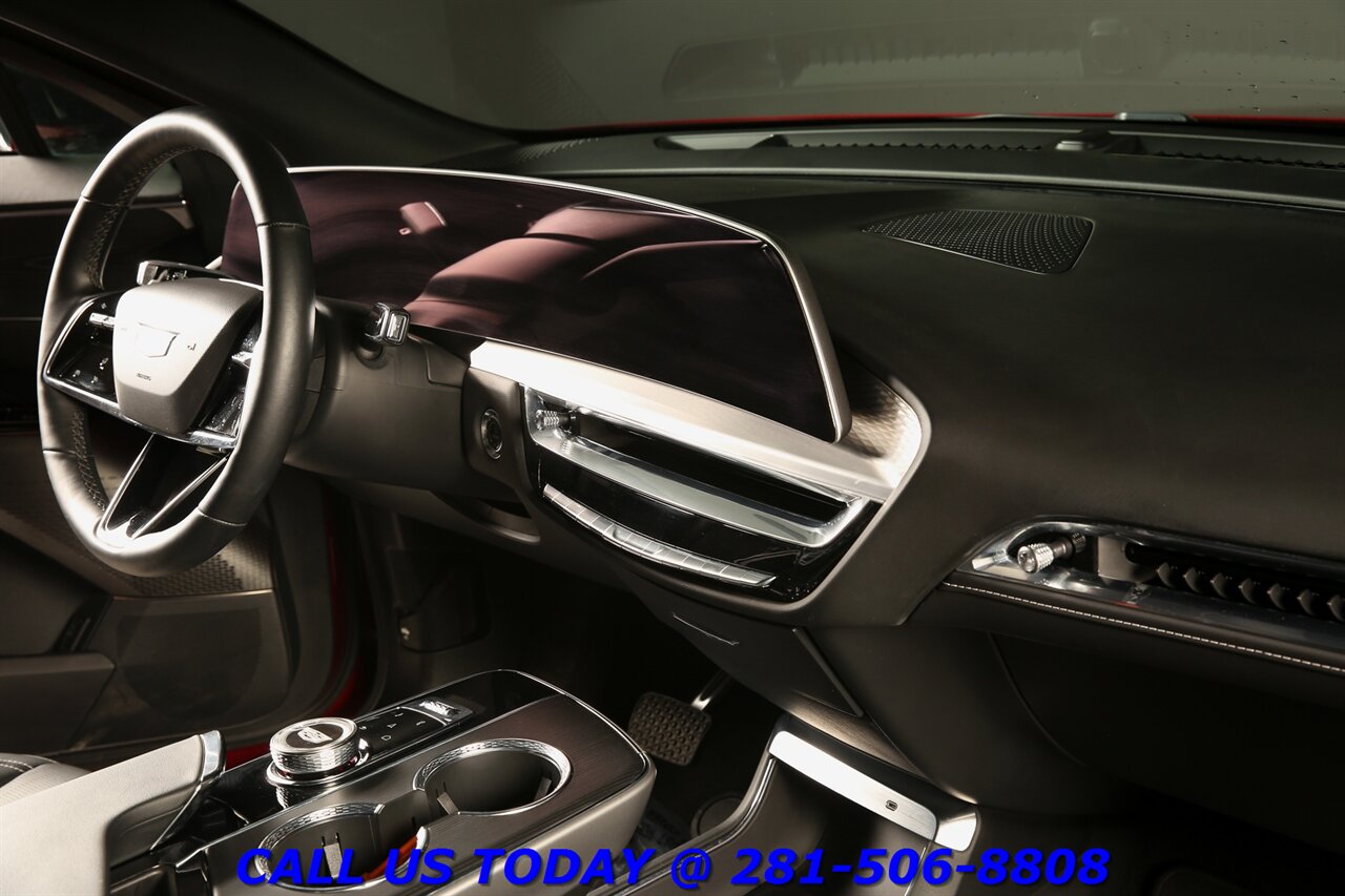 2024 Cadillac LYRIQ 2024 Sport 500HP AWD NAV PANO ADAPTDRIVE 24K Mi - Photo 20 - Houston, TX 77031