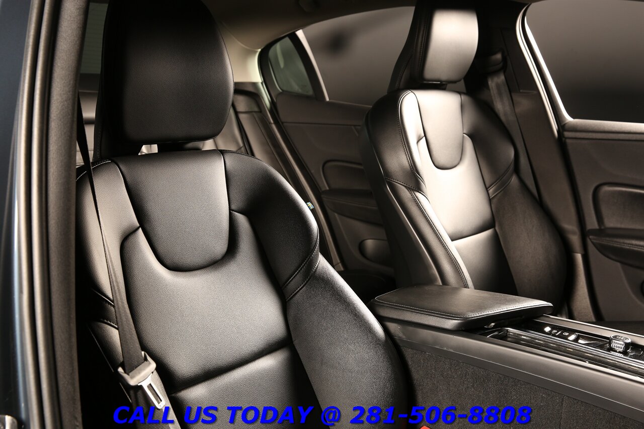 2025 Volvo S60 2025 B5 Core NAV PANO BLIS CARPLAY WARRANTY 37K Mi - Photo 19 - Houston, TX 77031