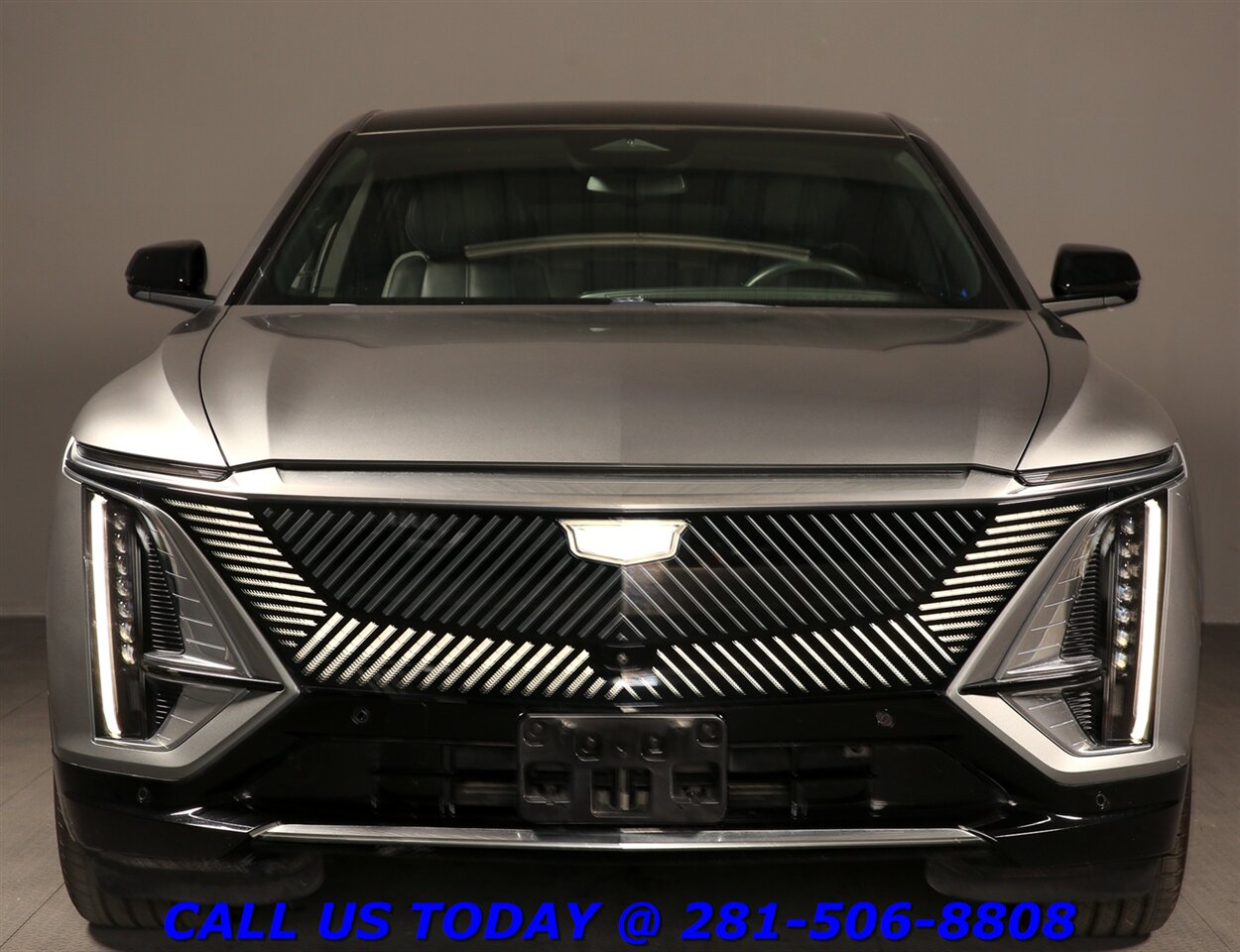 2024 Cadillac LYRIQ 2024 Tech CARPLAY PANO ADAPTcruise 18K Mi - Photo 8 - Houston, TX 77031