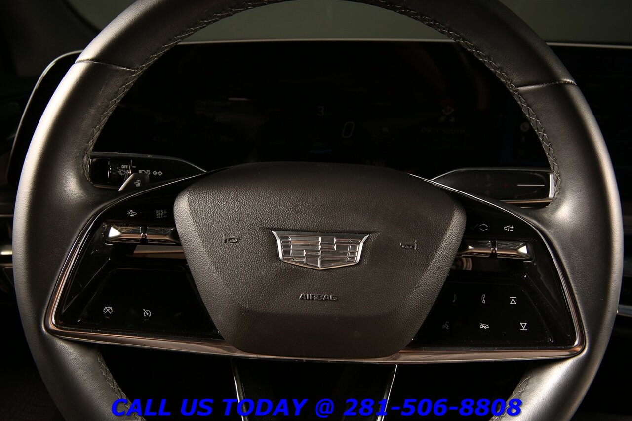 2024 Cadillac LYRIQ 2024 Tech CARPLAY PANO ADAPTcruise 18K Mi - Photo 14 - Houston, TX 77031