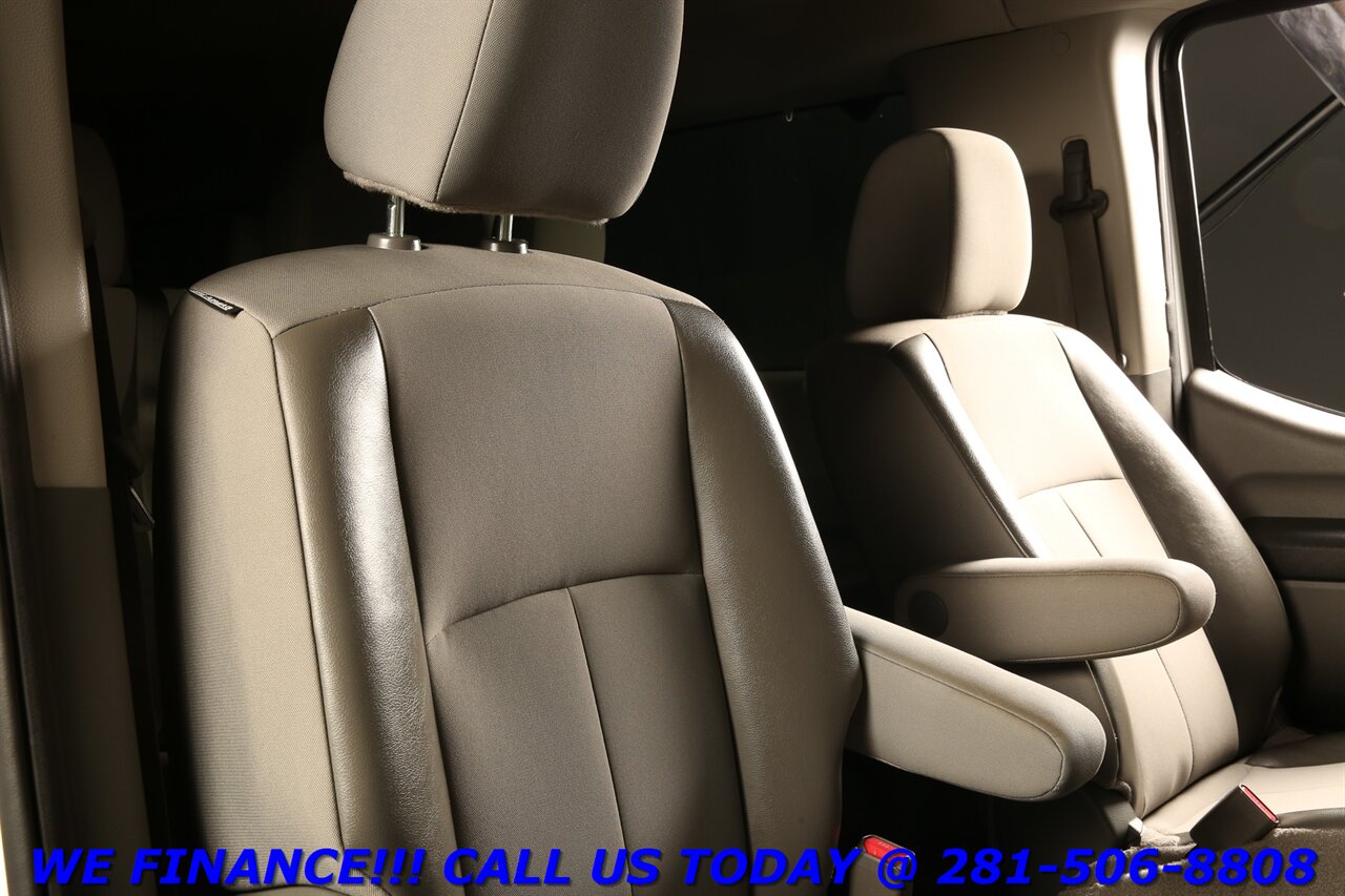 2020 Nissan NV 2020 3500 HD 15-PASS AUTO CRUISE CAMERA 28K MILES!   - Photo 19 - Houston, TX 77031