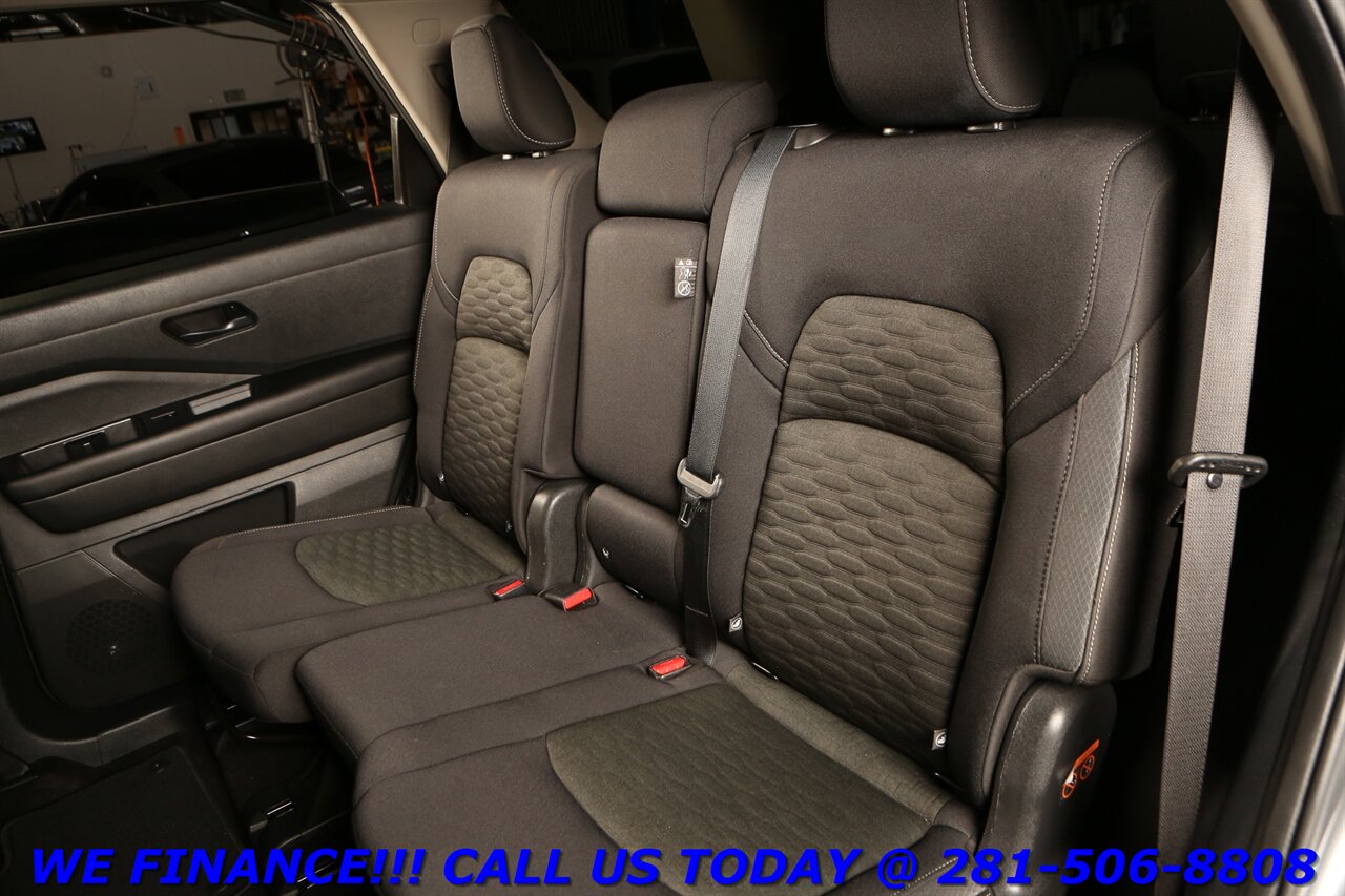 2023 Nissan Pathfinder 2023 SV 8PASS BLIS LANE CAMERA 8PASS KEYGO 66K MLS   - Photo 22 - Houston, TX 77031