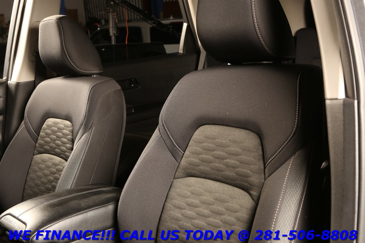 2023 Nissan Pathfinder 2023 SV 8PASS BLIS LANE CAMERA 8PASS KEYGO 66K MLS   - Photo 12 - Houston, TX 77031