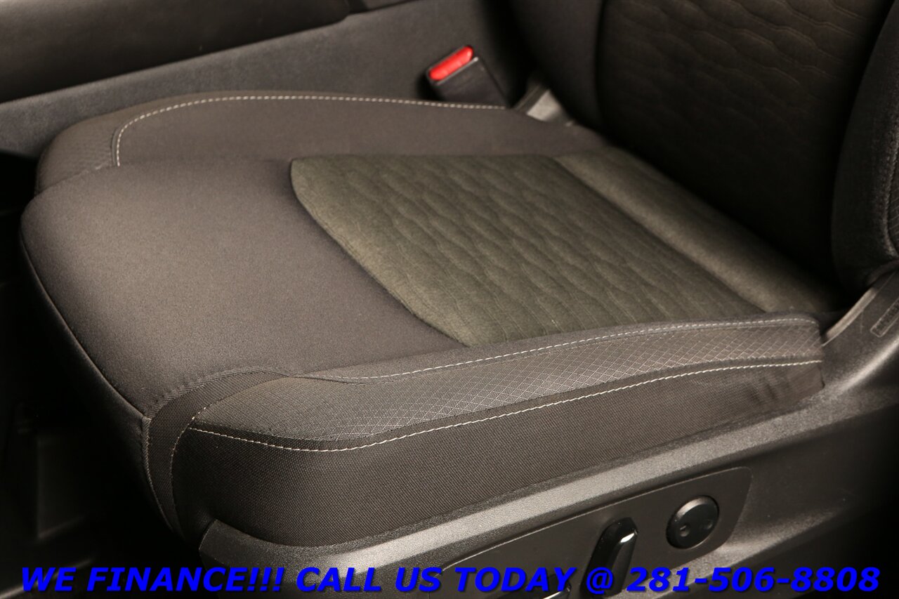 2023 Nissan Pathfinder 2023 SV 8PASS BLIS LANE CAMERA 8PASS KEYGO 66K MLS   - Photo 13 - Houston, TX 77031