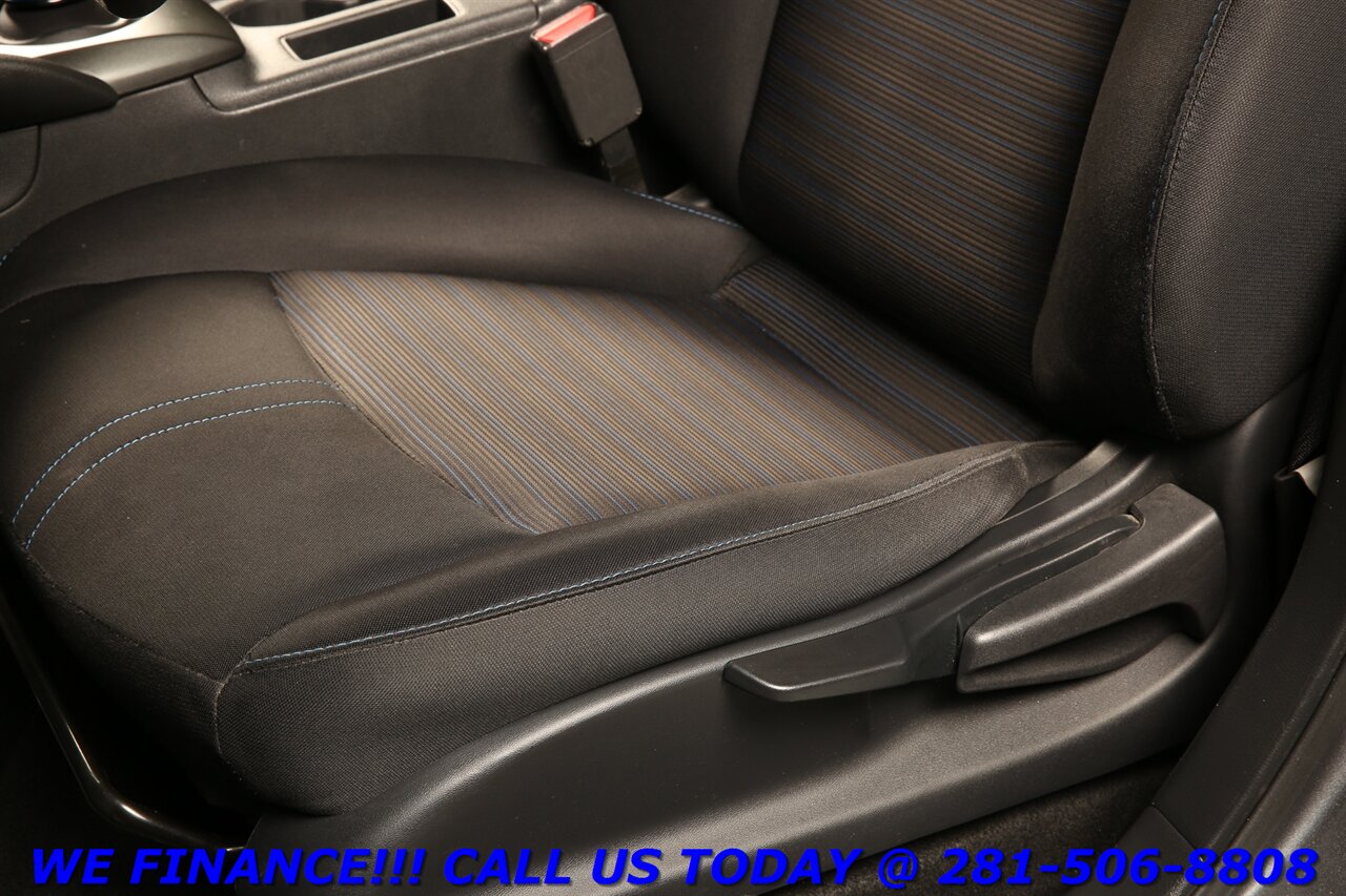 2018 Nissan LEAF 2018 S QUICK CHARGE CAMERA KEYLESS 34K MLS   - Photo 12 - Houston, TX 77031