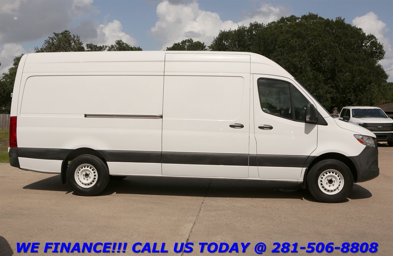 2020 Mercedes-Benz Sprinter 2020 2500 CARGO VAN HIGH ROOF BLIND CAMERA 10K MLS   - Photo 8 - Houston, TX 77031