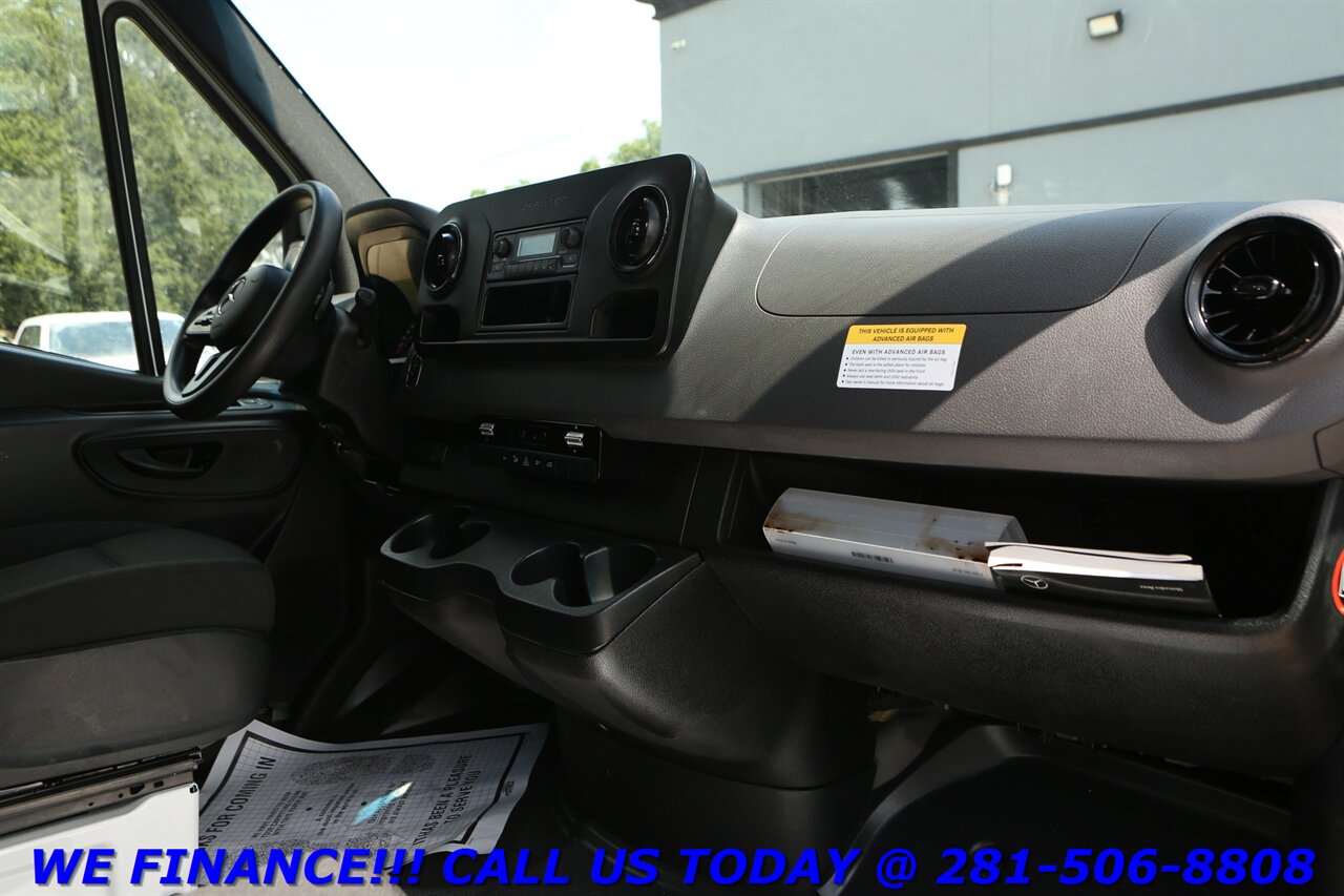 2020 Mercedes-Benz Sprinter 2020 2500 CARGO VAN HIGH ROOF BLIND CAMERA 10K MLS   - Photo 19 - Houston, TX 77031