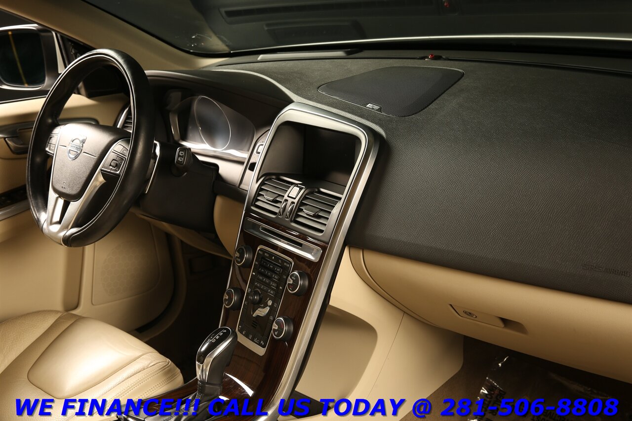 2014 Volvo XC60 T6 AWD Platinum NAV PANO LEATHER BLIS TECH CLIMATE   - Photo 18 - Houston, TX 77031