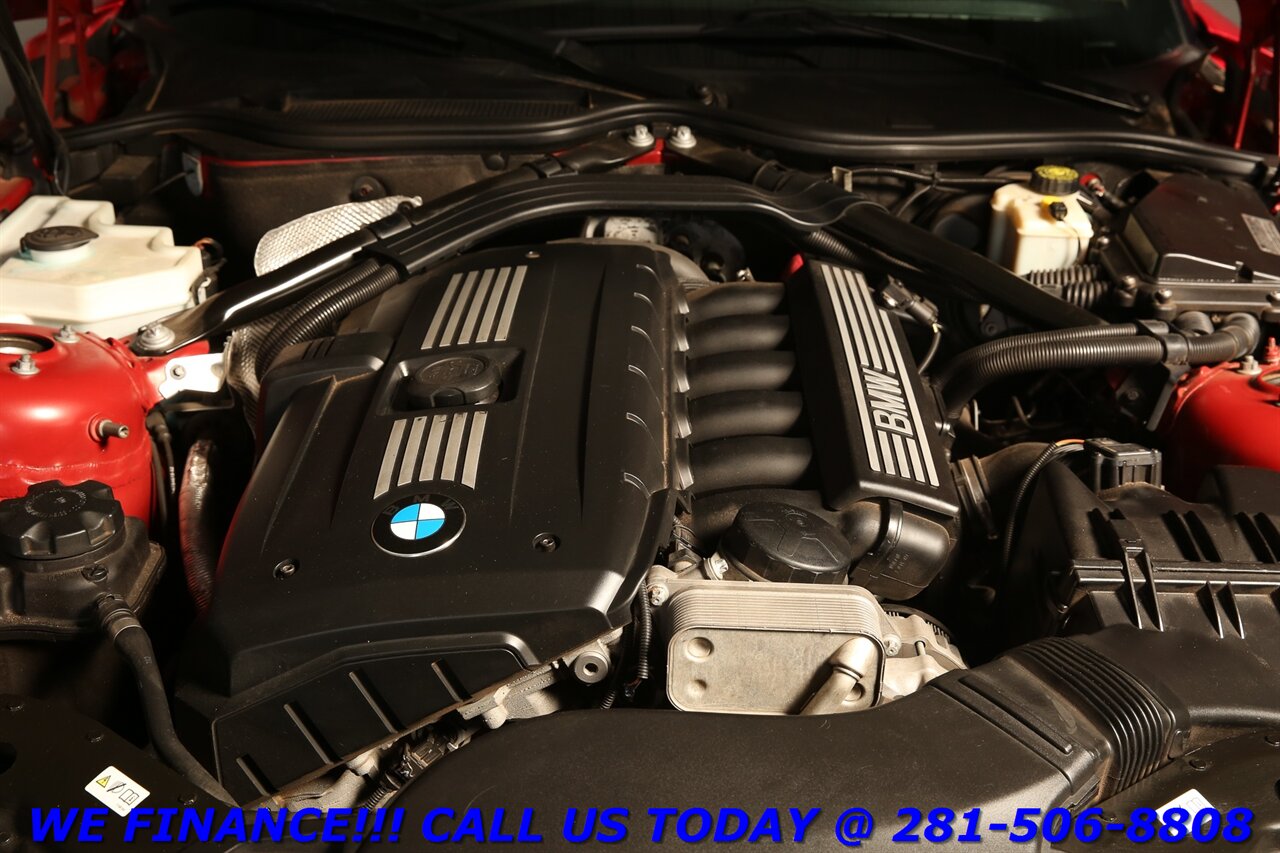 2011 BMW Z4 2011 sDrive30i PREM SPORT PKG HEATSEAT WOOD   - Photo 25 - Houston, TX 77031