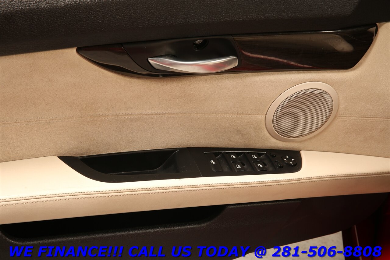 2011 BMW Z4 2011 sDrive30i PREM SPORT PKG HEATSEAT WOOD   - Photo 11 - Houston, TX 77031