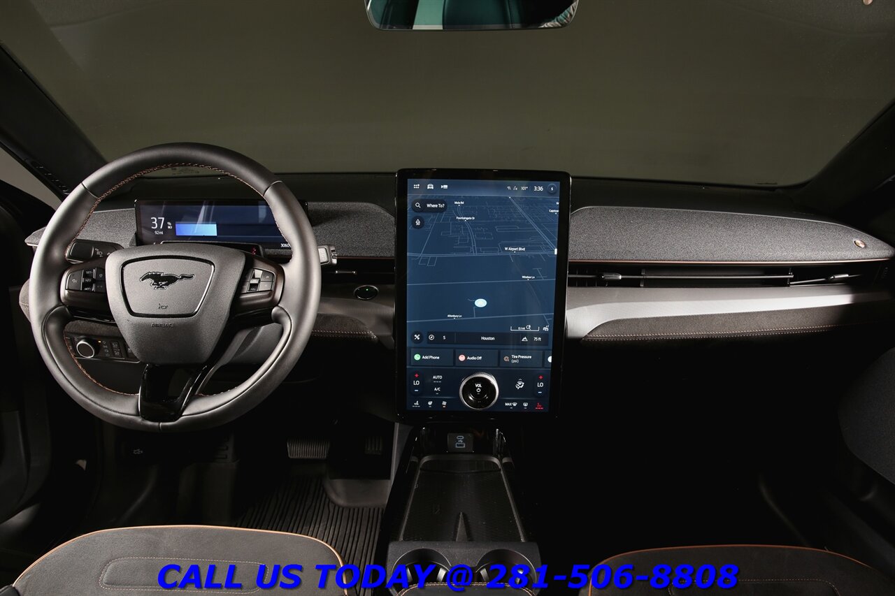 2023 Ford Mustang Mach-E 2023 GT AWD NAV PANO BLUECRUISE B&O CARPLAY 30K Mi - Photo 3 - Houston, TX 77031
