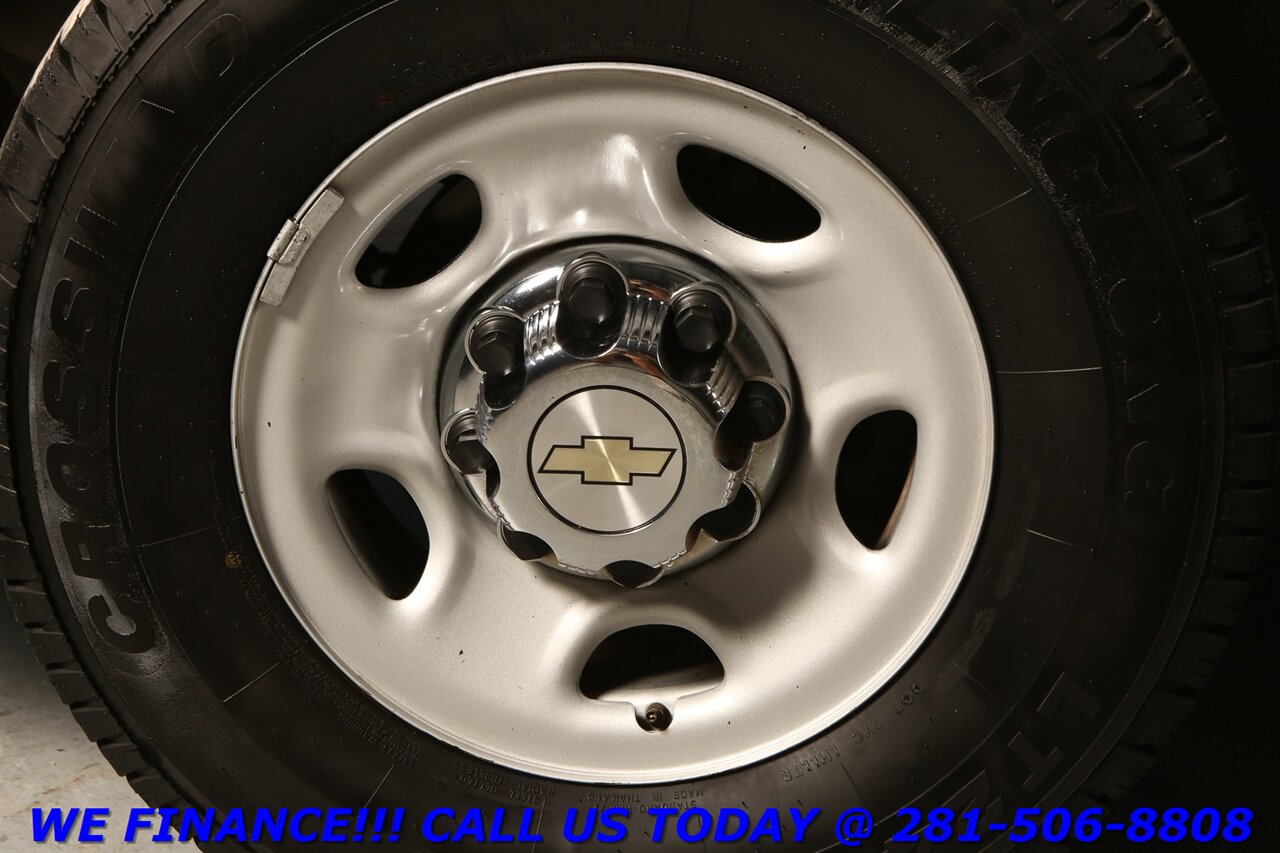 2013 Chevrolet Express 2013 LT 3500 12PASS CRUISE CAMERA V8 58K - Photo 24 - Houston, TX 77031
