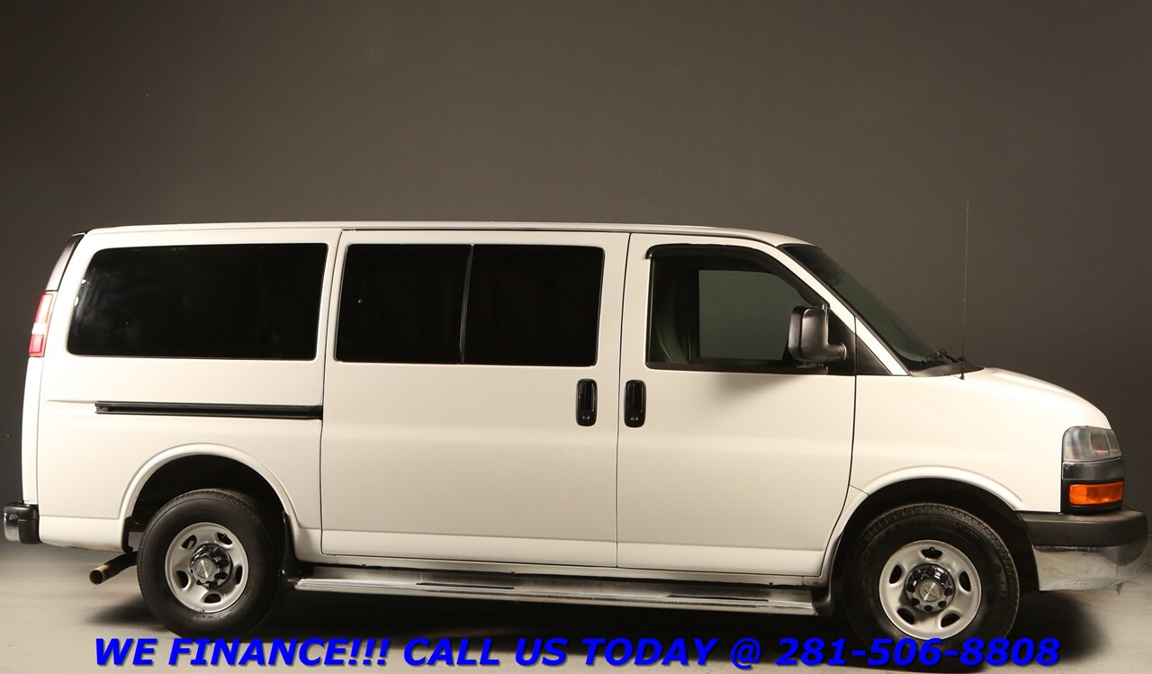 2013 Chevrolet Express 2013 LT 3500 12PASS CRUISE CAMERA V8 58K - Photo 9 - Houston, TX 77031