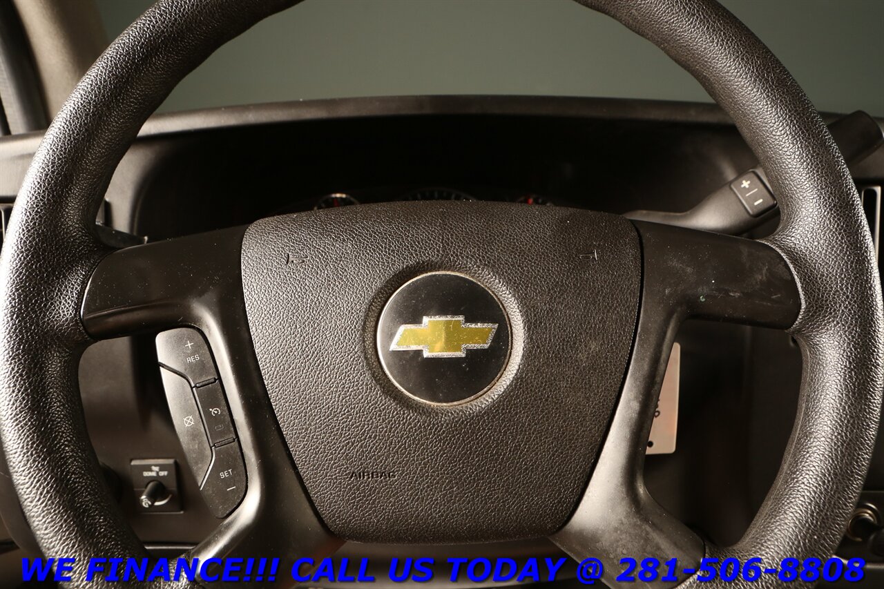 2013 Chevrolet Express 2013 LT 3500 12PASS CRUISE CAMERA V8 58K - Photo 15 - Houston, TX 77031