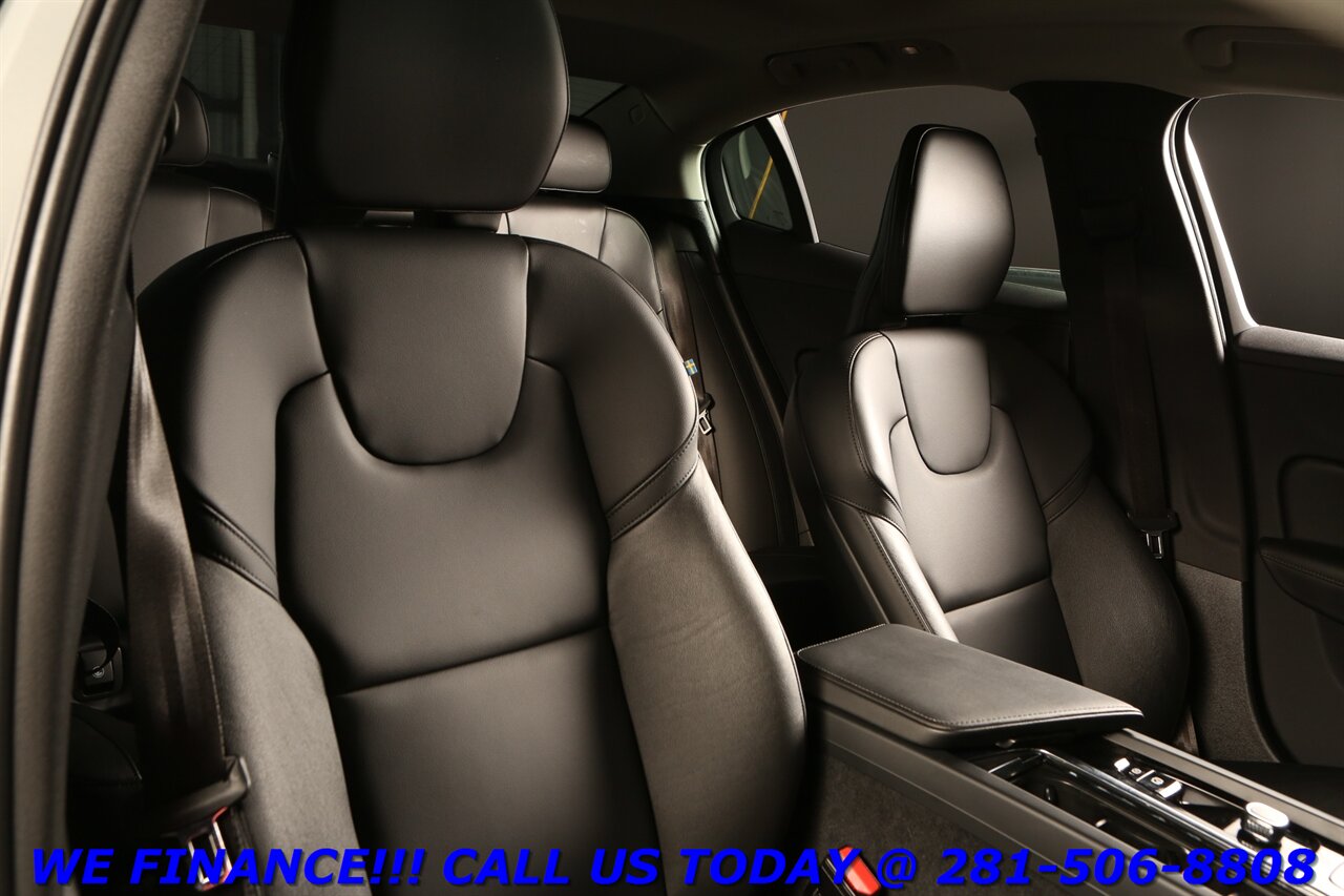 2025 Volvo S60 2025 B5 Core NAV PANO CARPLAY BLIND HEATSEAT 7K   - Photo 20 - Houston, TX 77031