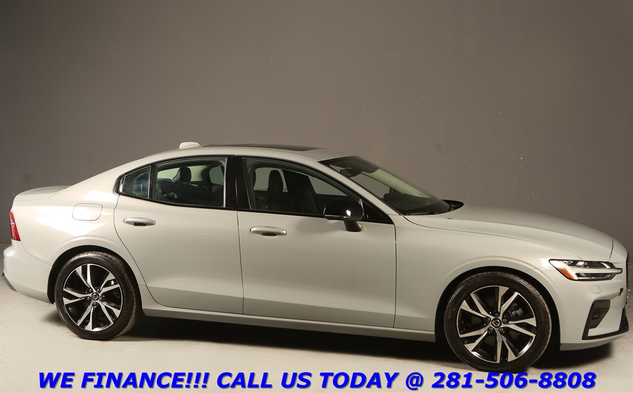 2025 Volvo S60 2025 B5 Core NAV PANO CARPLAY BLIND HEATSEAT 7K   - Photo 7 - Houston, TX 77031