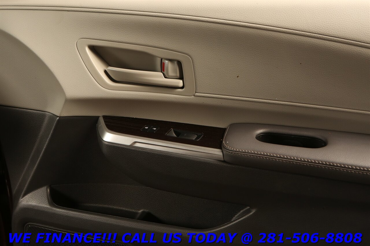 2024 Toyota Sienna 2024 LE+ Hybrid 8PASS BLIND RADAR CRUISE 6K MILES - Photo 26 - Houston, TX 77031