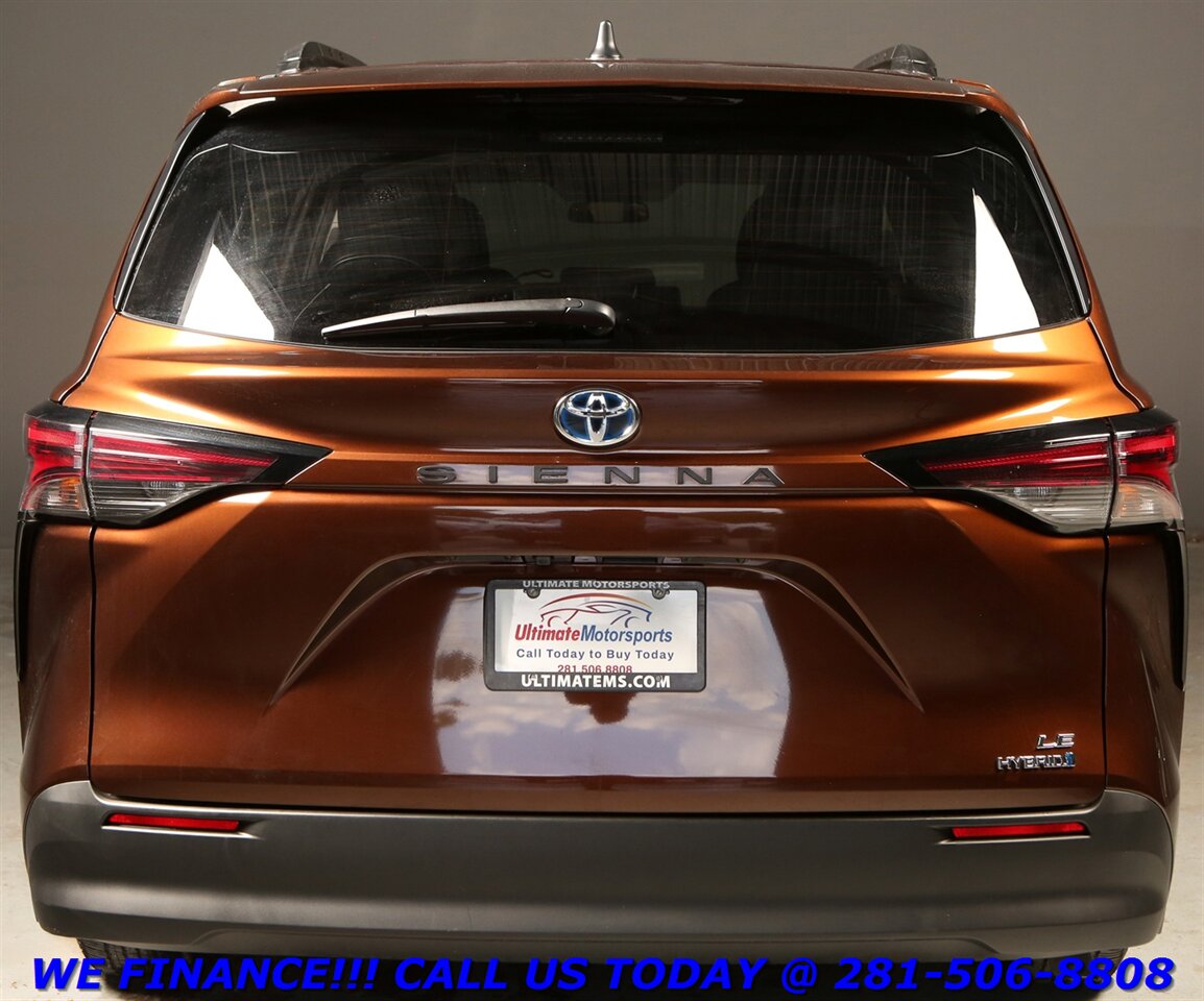 2024 Toyota Sienna 2024 LE+ Hybrid 8PASS BLIND RADAR CRUISE 6K MILES - Photo 5 - Houston, TX 77031