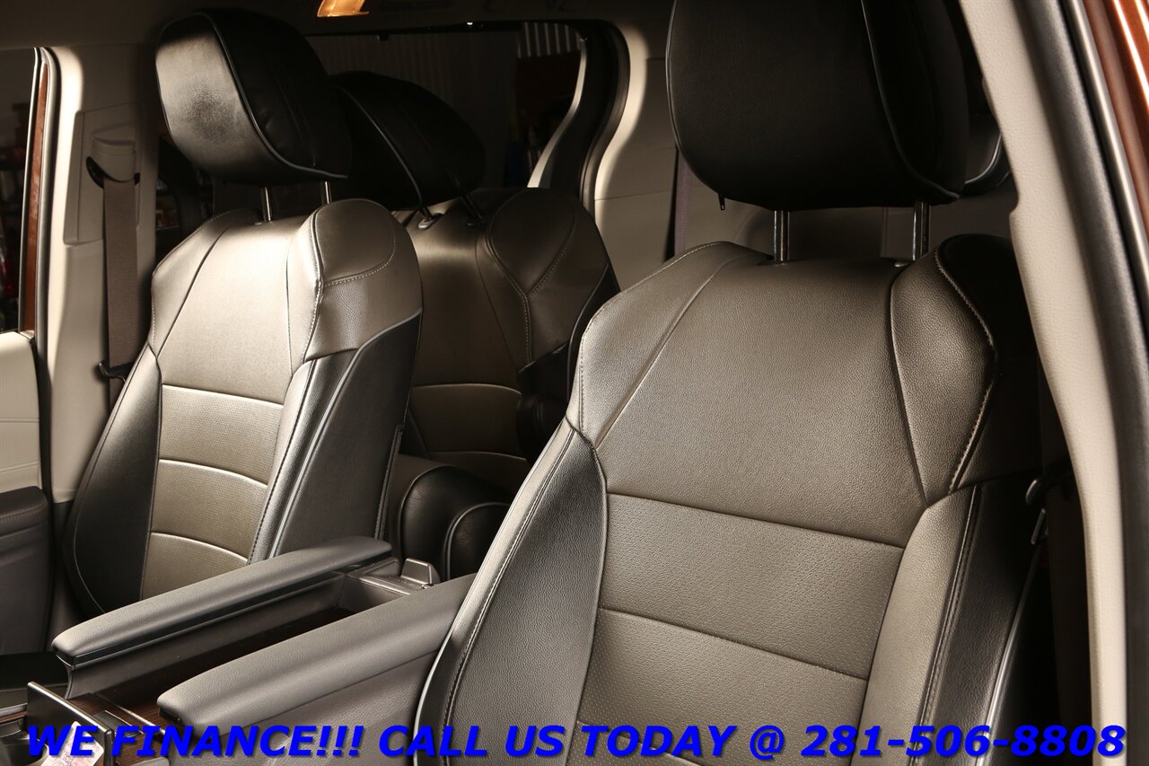 2024 Toyota Sienna 2024 LE+ Hybrid 8PASS BLIND RADAR CRUISE 6K MILES - Photo 12 - Houston, TX 77031