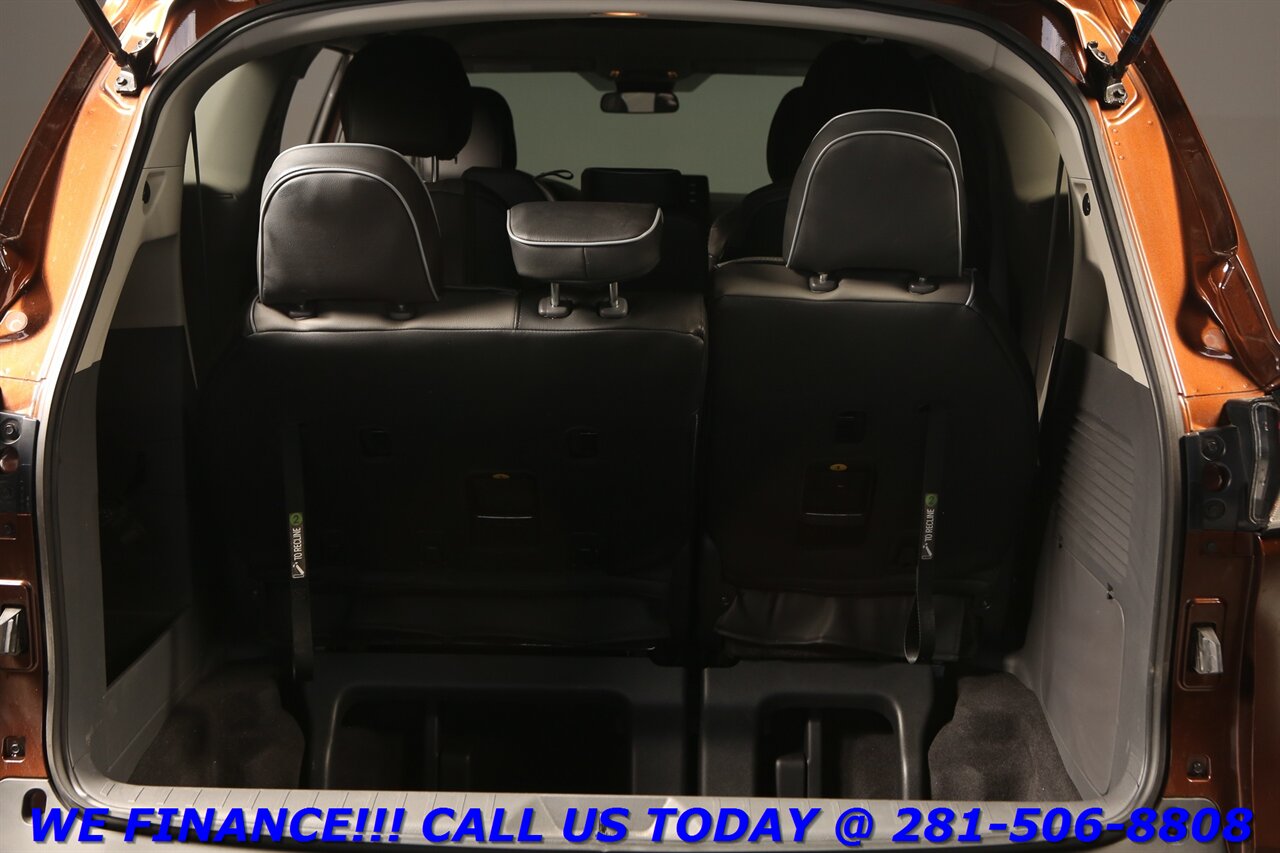 2024 Toyota Sienna 2024 LE+ Hybrid 8PASS BLIND RADAR CRUISE 6K MILES - Photo 27 - Houston, TX 77031