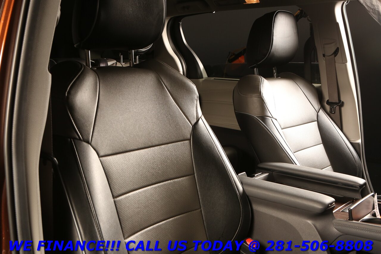 2024 Toyota Sienna 2024 LE+ Hybrid 8PASS BLIND RADAR CRUISE 6K MILES - Photo 20 - Houston, TX 77031