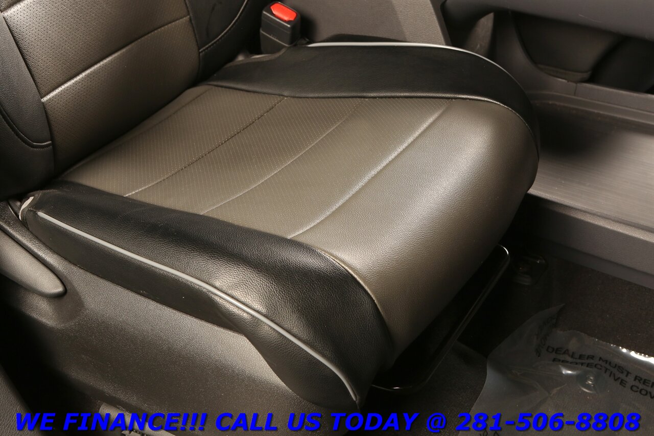 2024 Toyota Sienna 2024 LE+ Hybrid 8PASS BLIND RADAR CRUISE 6K MILES - Photo 21 - Houston, TX 77031