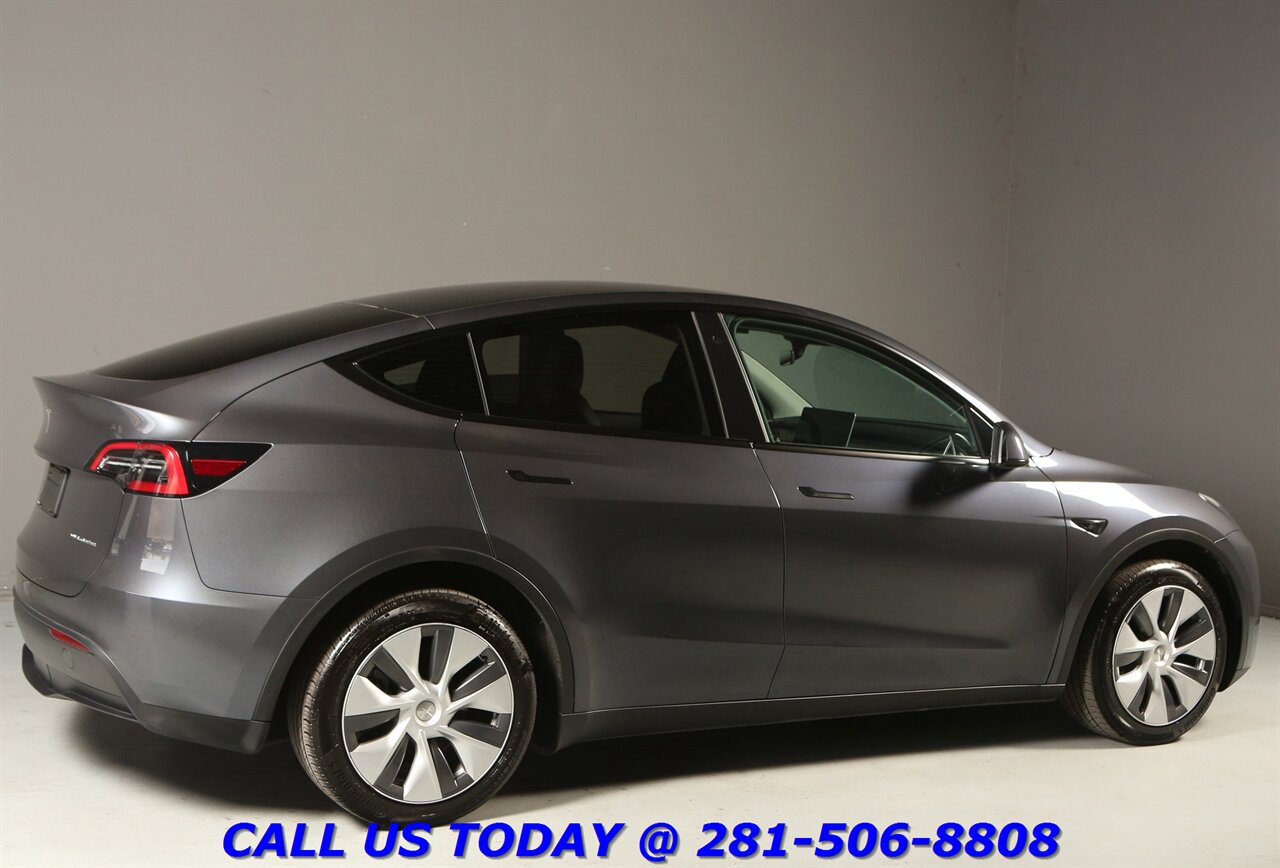 2022 Tesla Model Y 2022 Long Range AWD FSD3 Included AUTOPILOT 38K Mi - Photo 7 - Houston, TX 77031