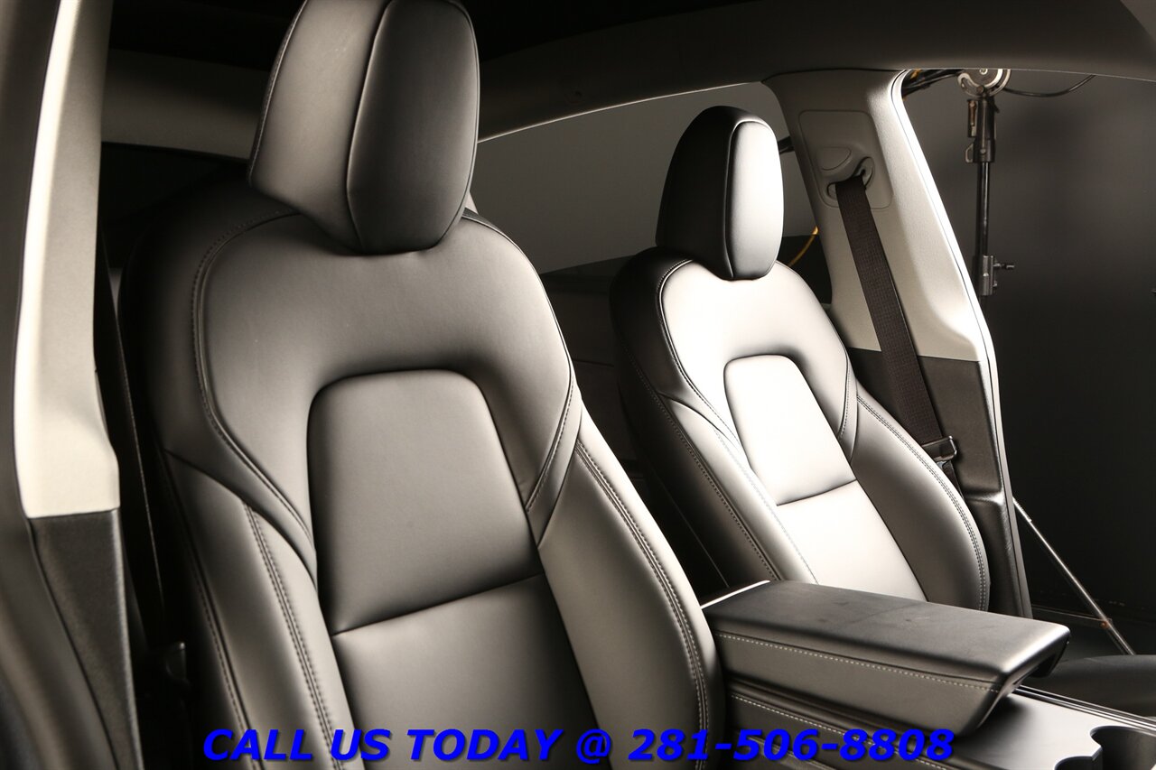 2022 Tesla Model Y 2022 Long Range AWD FSD3 Included AUTOPILOT 38K Mi - Photo 19 - Houston, TX 77031