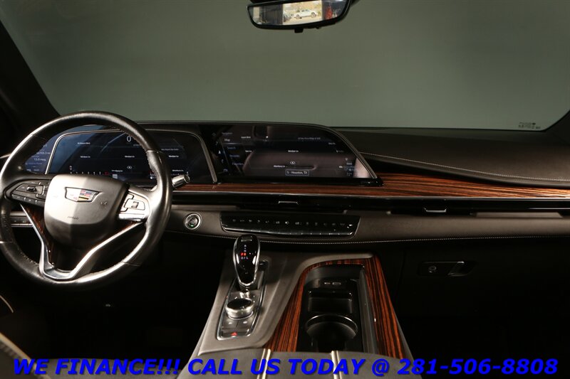 2023 Cadillac Escalade 2023 Premium Luxury 4x4 NAV HUD PANO ADAPT CAPTAIN  