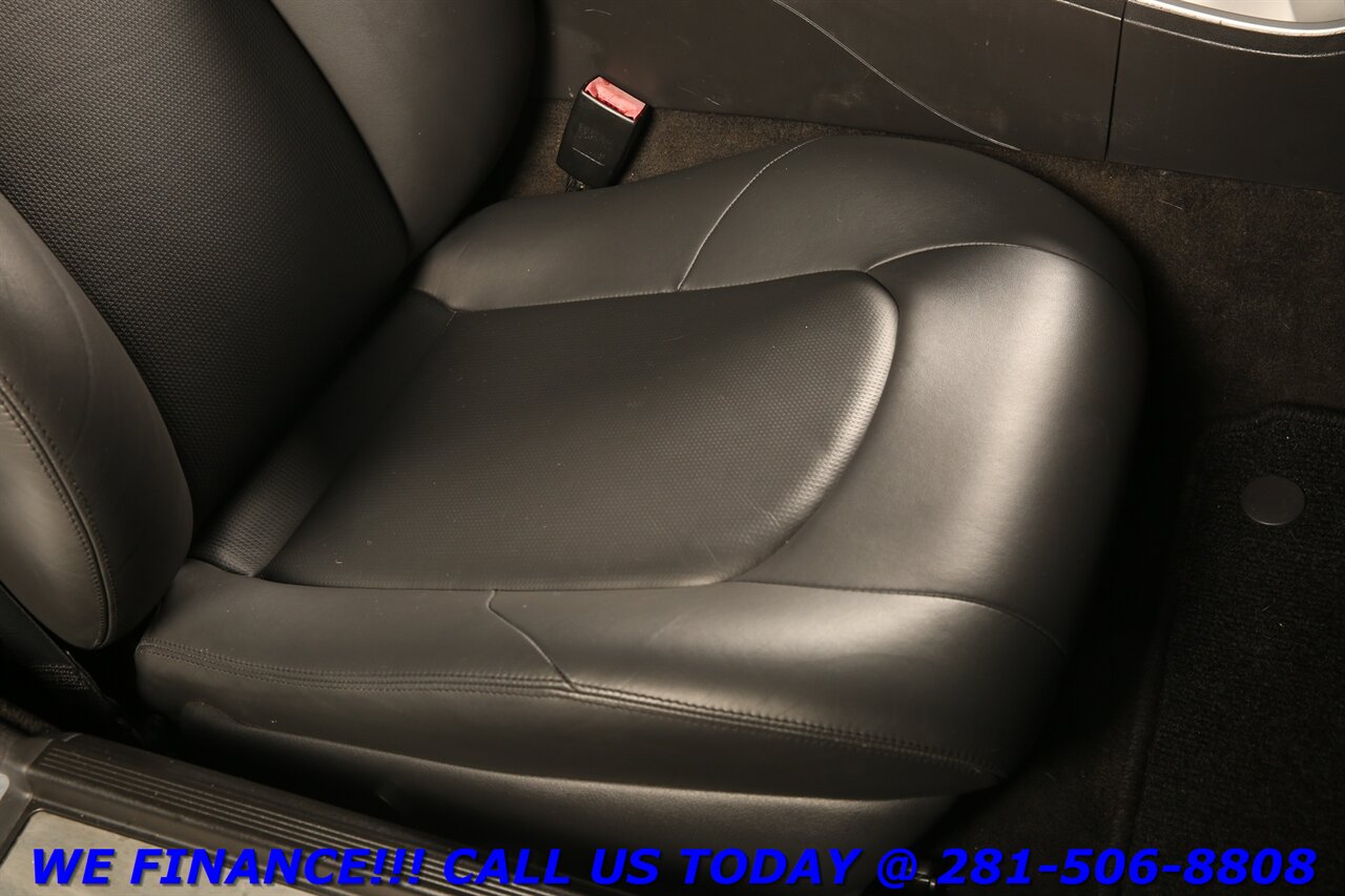 2007 Chrysler Crossfire 2007 Limited LEATHER HEATSEAT SPOILER 73K MLS   - Photo 20 - Houston, TX 77031