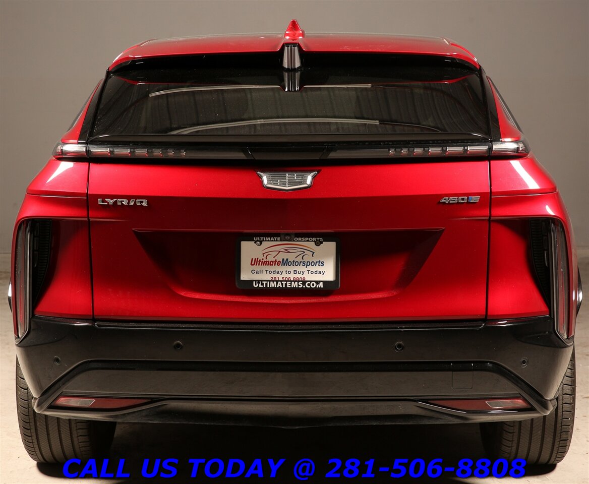 2024 Cadillac LYRIQ 2024 Sport NAV CARPLAY PANO SELFADAPTCRUISE 31K Mi - Photo 5 - Houston, TX 77031