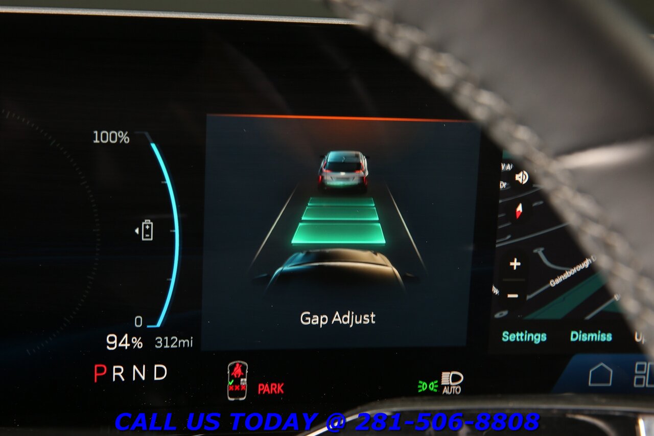 2024 Cadillac LYRIQ 2024 Sport NAV CARPLAY PANO SELFADAPTCRUISE 31K Mi - Photo 16 - Houston, TX 77031