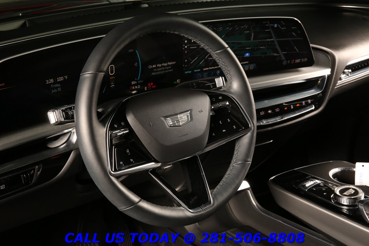 2024 Cadillac LYRIQ 2024 Sport NAV CARPLAY PANO SELFADAPTCRUISE 31K Mi - Photo 10 - Houston, TX 77031