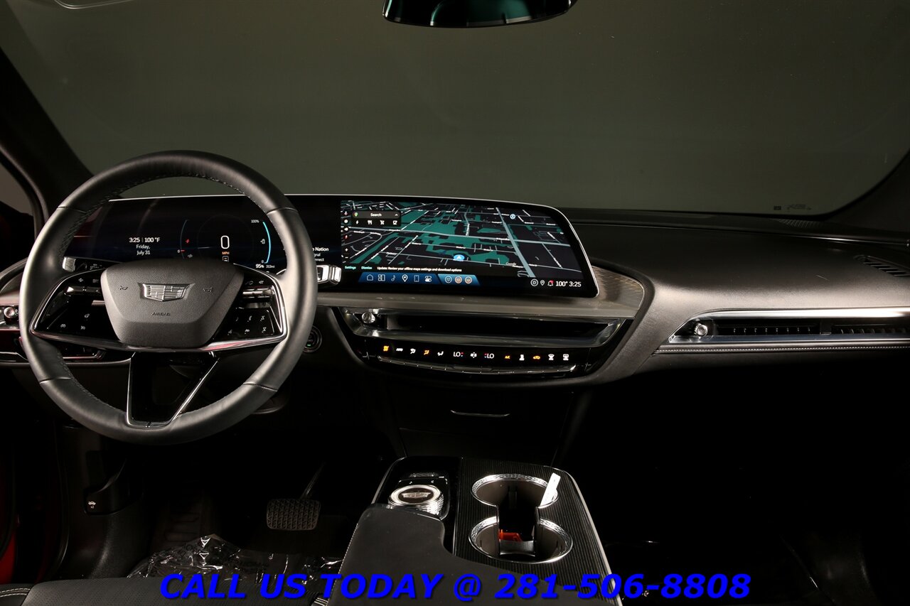 2024 Cadillac LYRIQ 2024 Sport NAV CARPLAY PANO SELFADAPTCRUISE 31K Mi - Photo 3 - Houston, TX 77031