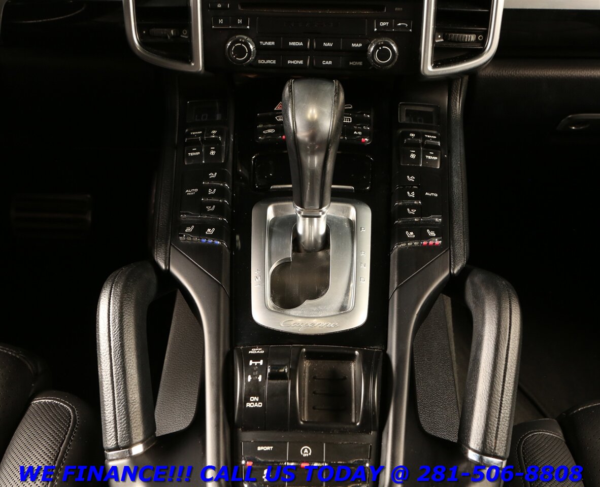 2017 Porsche Cayenne 2017 S TWIN-TURBO AWD NAV PANO BOSE CAMERA 79K MLS   - Photo 18 - Houston, TX 77031