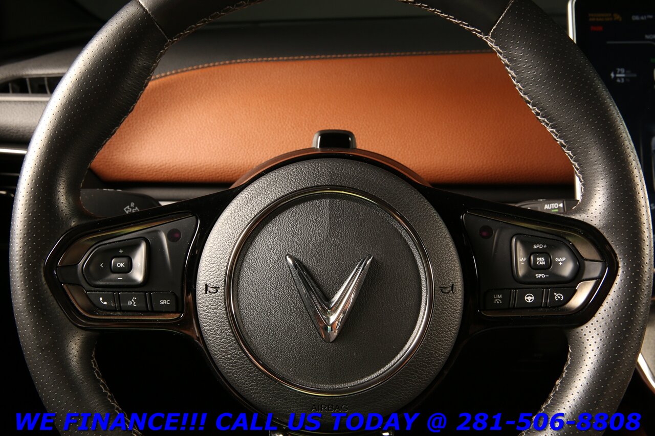 2023 VinFast VF8 2023 Plus AWD NAV HUD PANO 360 ADAPT BLIND 16K MLS   - Photo 14 - Houston, TX 77031