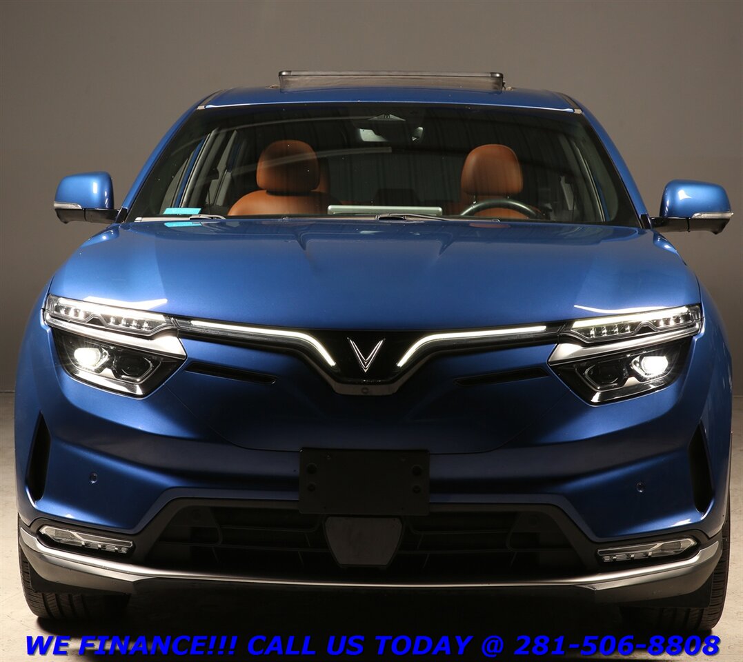 2023 VinFast VF8 2023 Plus AWD NAV HUD PANO 360 ADAPT BLIND 16K MLS   - Photo 8 - Houston, TX 77031