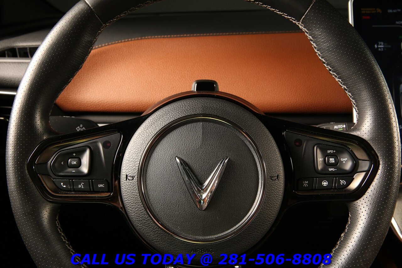 2023 VinFast VF8 2023 Plus AWD NAV HUD PANO 360 ADAPT BLIND 16K MLS   - Photo 14 - Houston, TX 77031