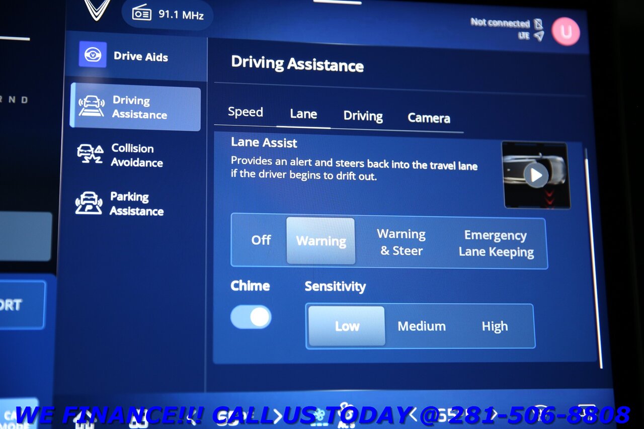 2023 VinFast VF8 2023 Plus AWD NAV HUD PANO 360 ADAPT BLIND 16K MLS   - Photo 28 - Houston, TX 77031