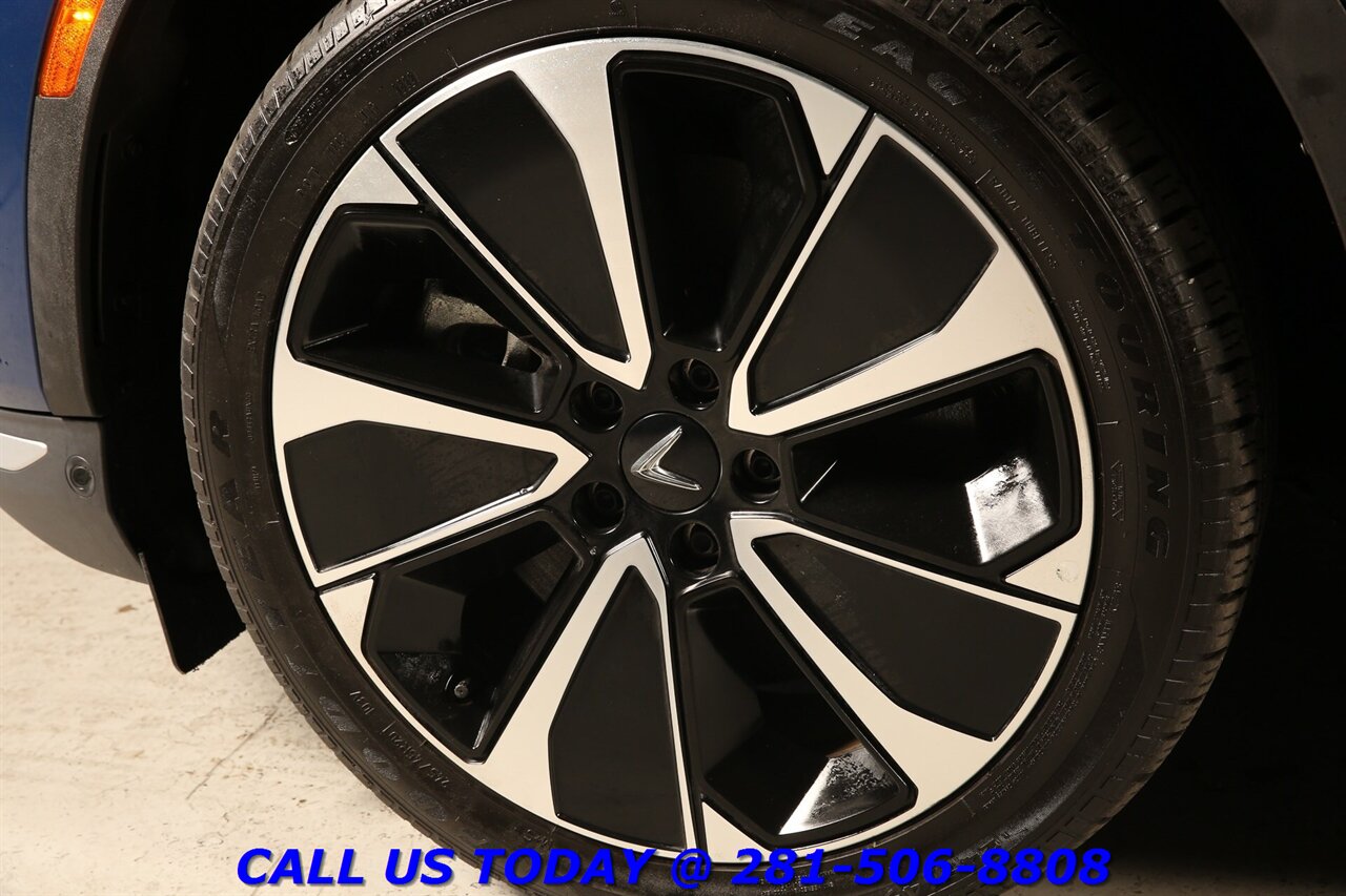2023 VinFast VF8 2023 Plus AWD NAV HUD PANO 360 ADAPT BLIND 16K MLS   - Photo 24 - Houston, TX 77031
