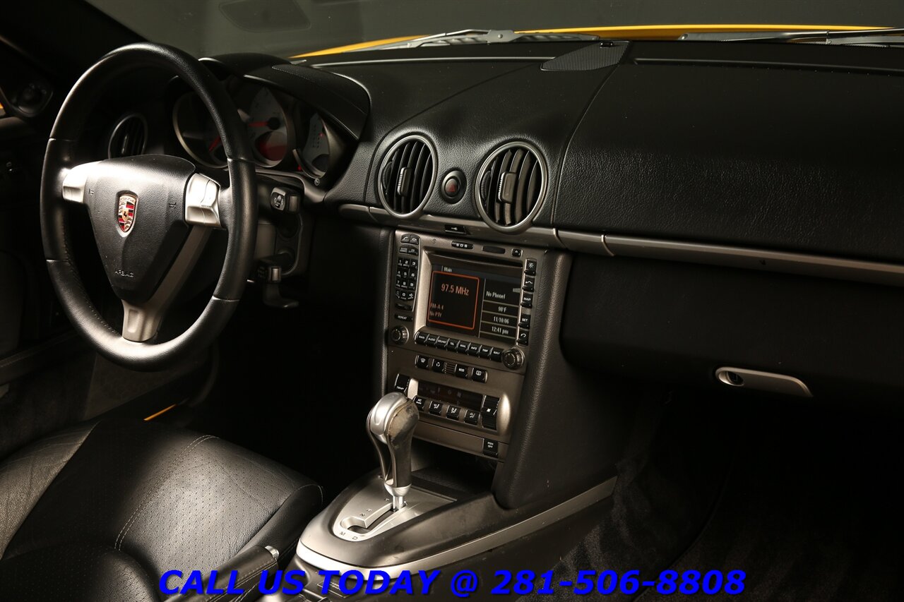 2006 Porsche Cayman 2006 S NAV LEATHER SPEED YELLOW SPOILER 19 " 70K Mi   - Photo 19 - Houston, TX 77031