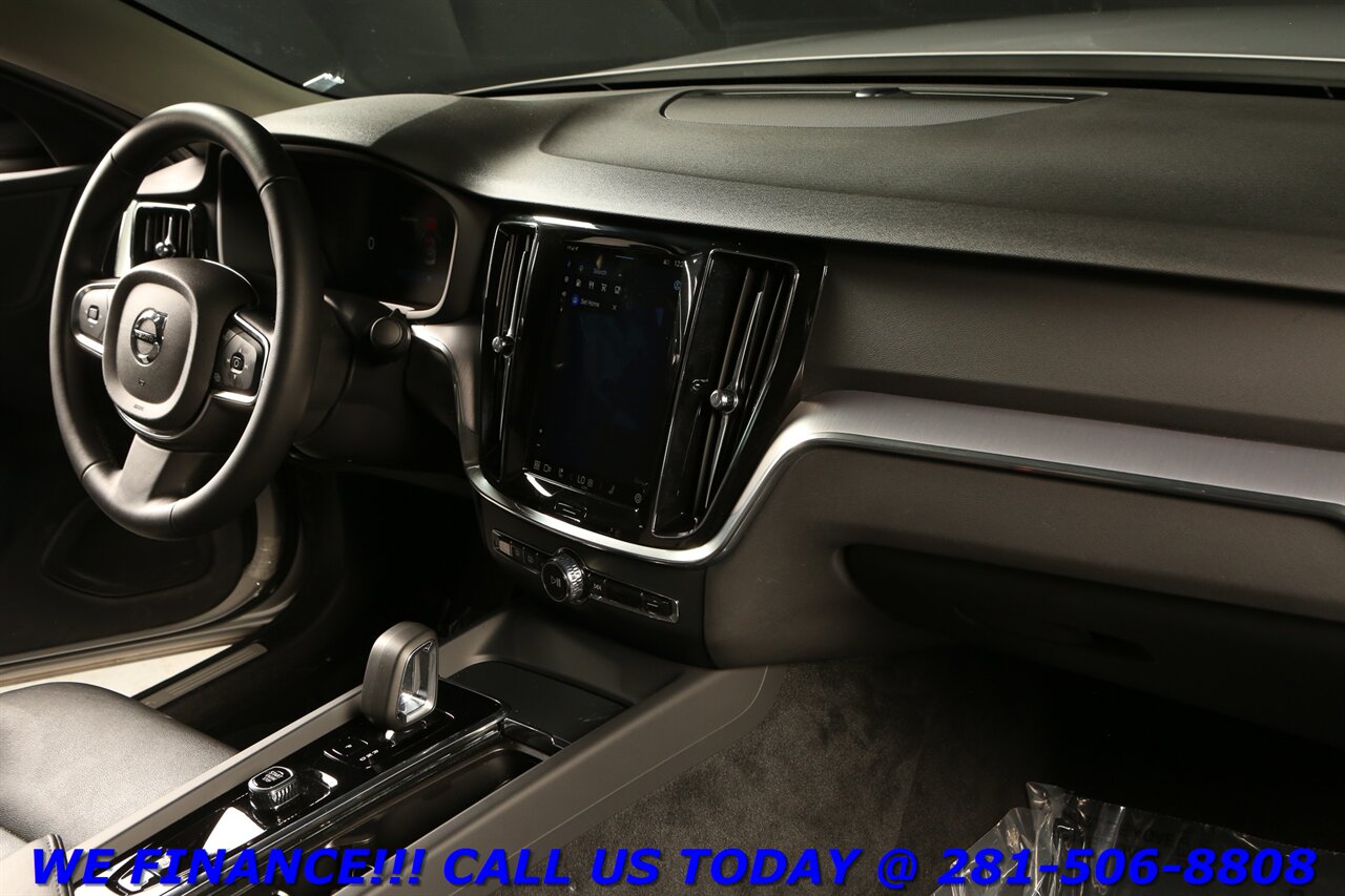 2025 Volvo S60 2025 B5 Core SUN LEATHER HEATSEAT BLIS CARP12K MLS - Photo 21 - Houston, TX 77031
