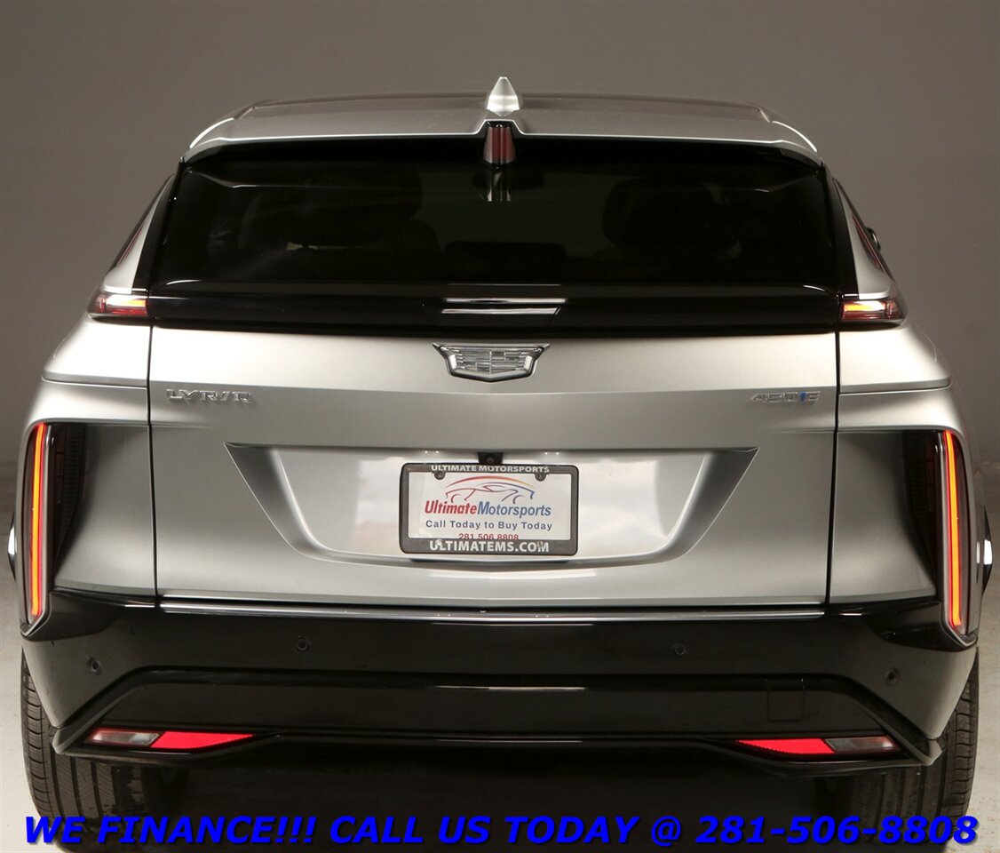 2024 Cadillac LYRIQ 2024 Tech NAV PANO ADAPT BLIND CAMERA 16K MLS - Photo 5 - Houston, TX 77031