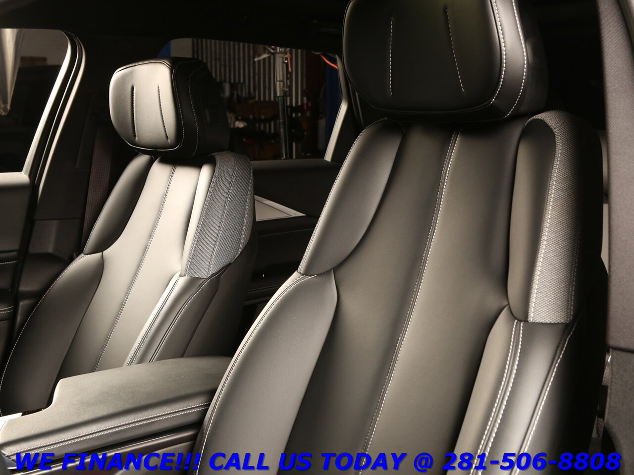 2024 Cadillac LYRIQ 2024 Tech NAV PANO ADAPT BLIND CAMERA 16K MLS - Photo 13 - Houston, TX 77031