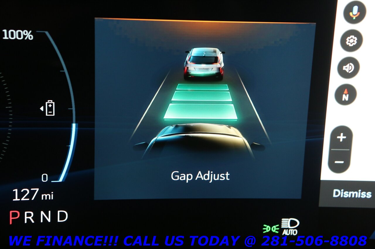 2024 Cadillac LYRIQ 2024 Tech NAV PANO ADAPT BLIND CAMERA 16K MLS - Photo 17 - Houston, TX 77031