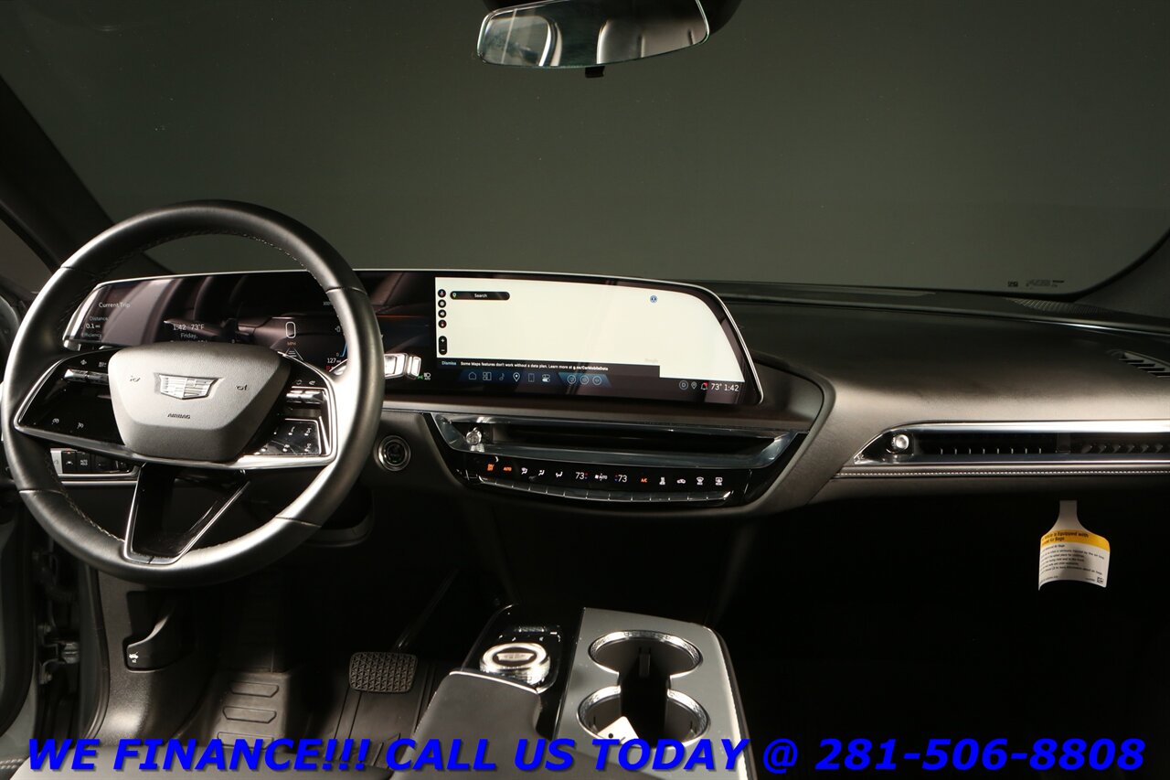 2024 Cadillac LYRIQ 2024 Tech NAV PANO ADAPT BLIND CAMERA 16K MLS - Photo 3 - Houston, TX 77031