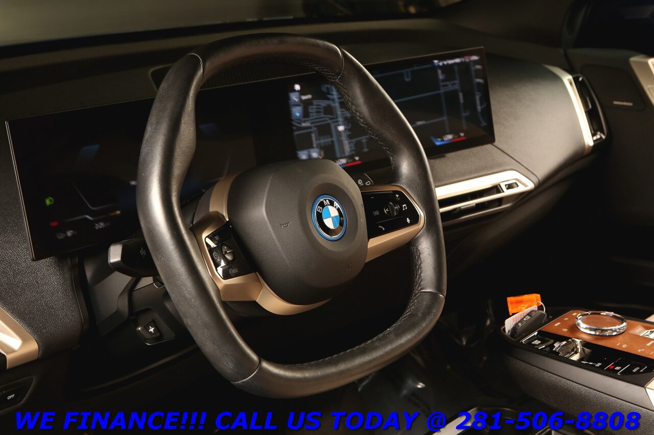 2022 BMW iX 2022 xDrive50 AWD NAV HUD PANO BLIND MASSAGE LUX - Photo 10 - Houston, TX 77031