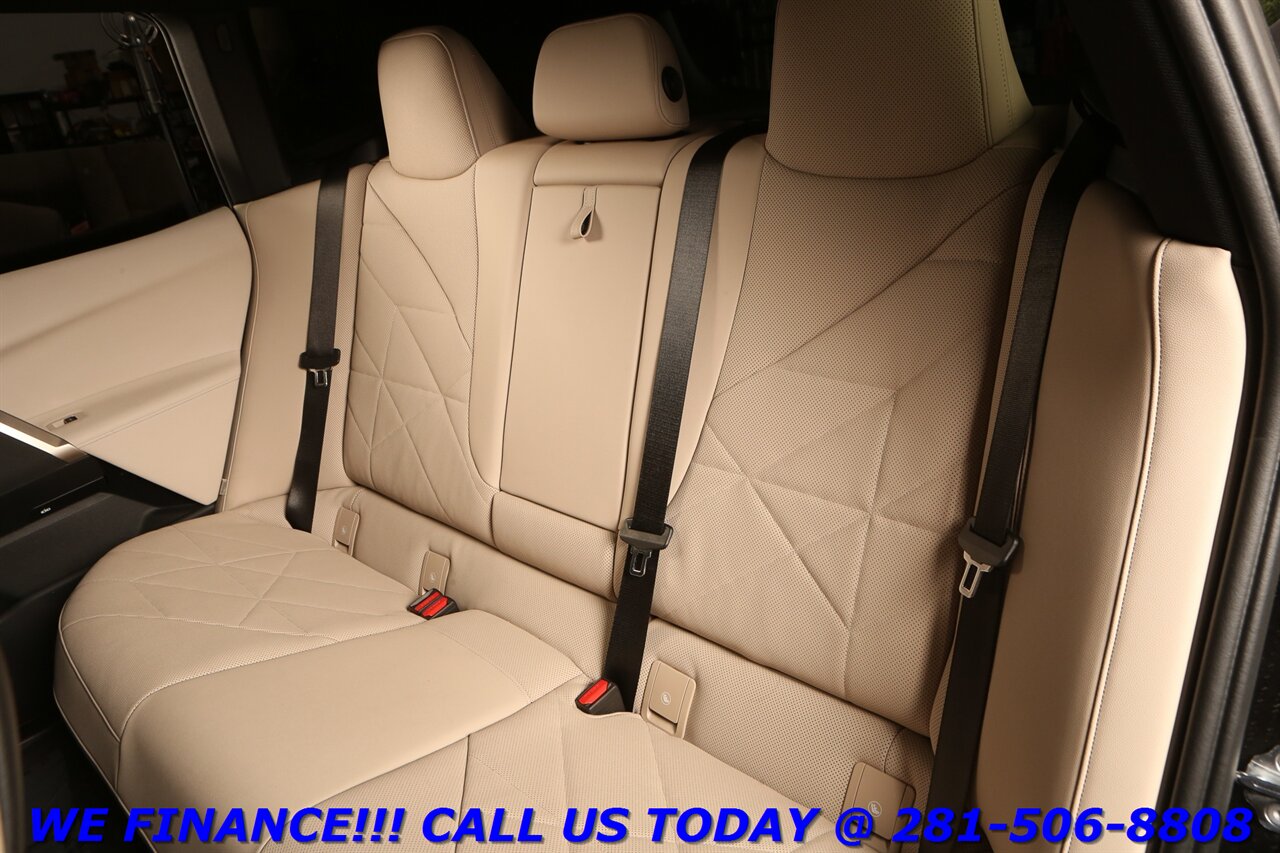 2022 BMW iX 2022 xDrive50 AWD NAV HUD PANO BLIND MASSAGE LUX - Photo 22 - Houston, TX 77031