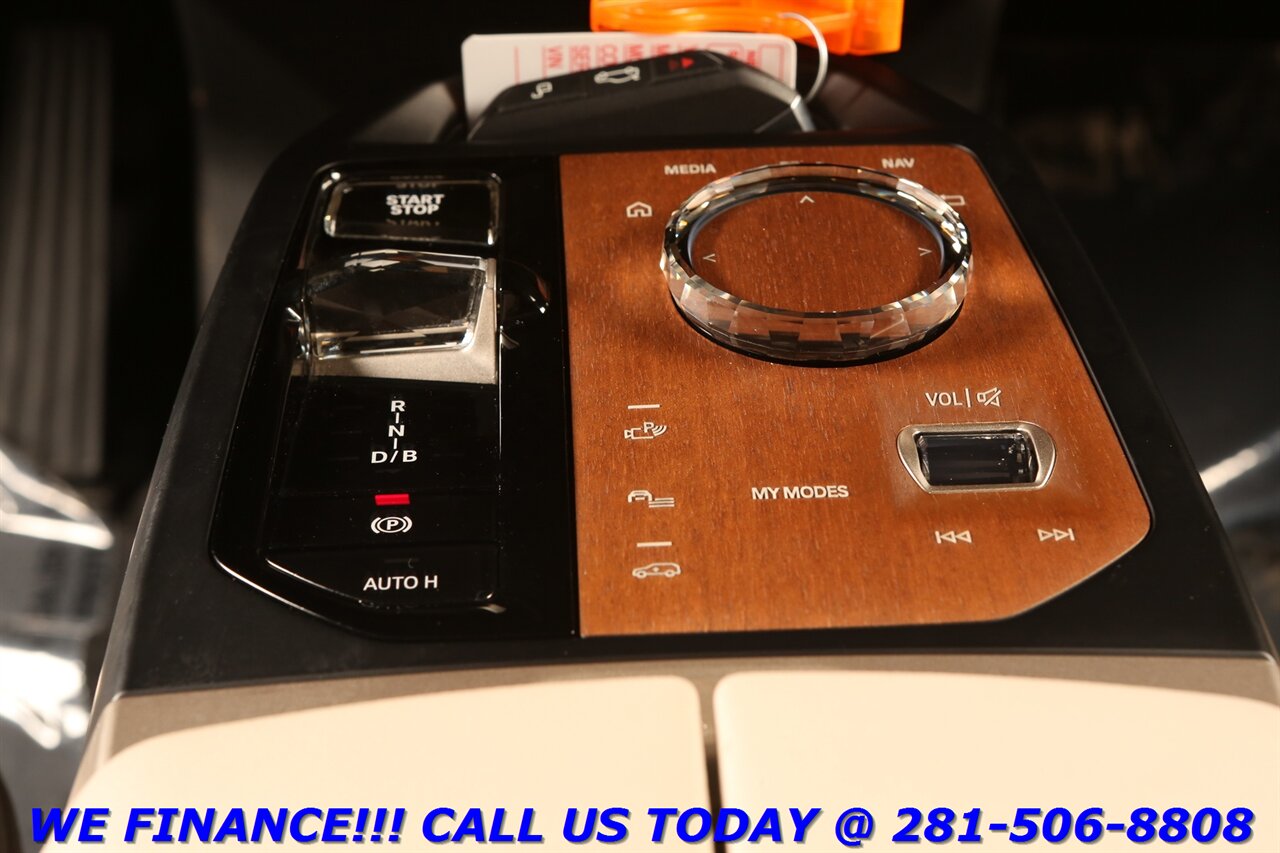 2022 BMW iX 2022 xDrive50 AWD NAV HUD PANO BLIND MASSAGE LUX - Photo 19 - Houston, TX 77031